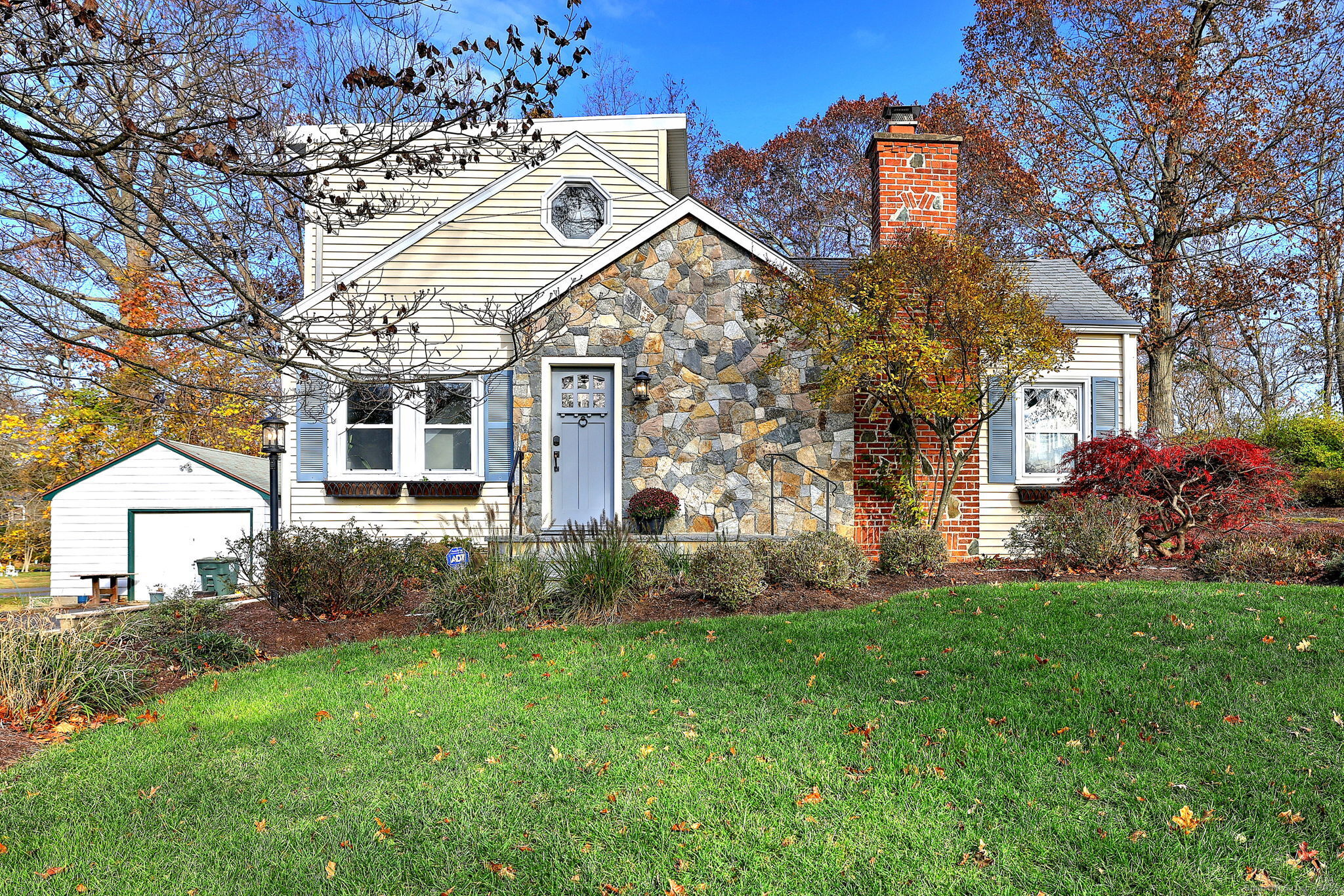 131 6th Avenue