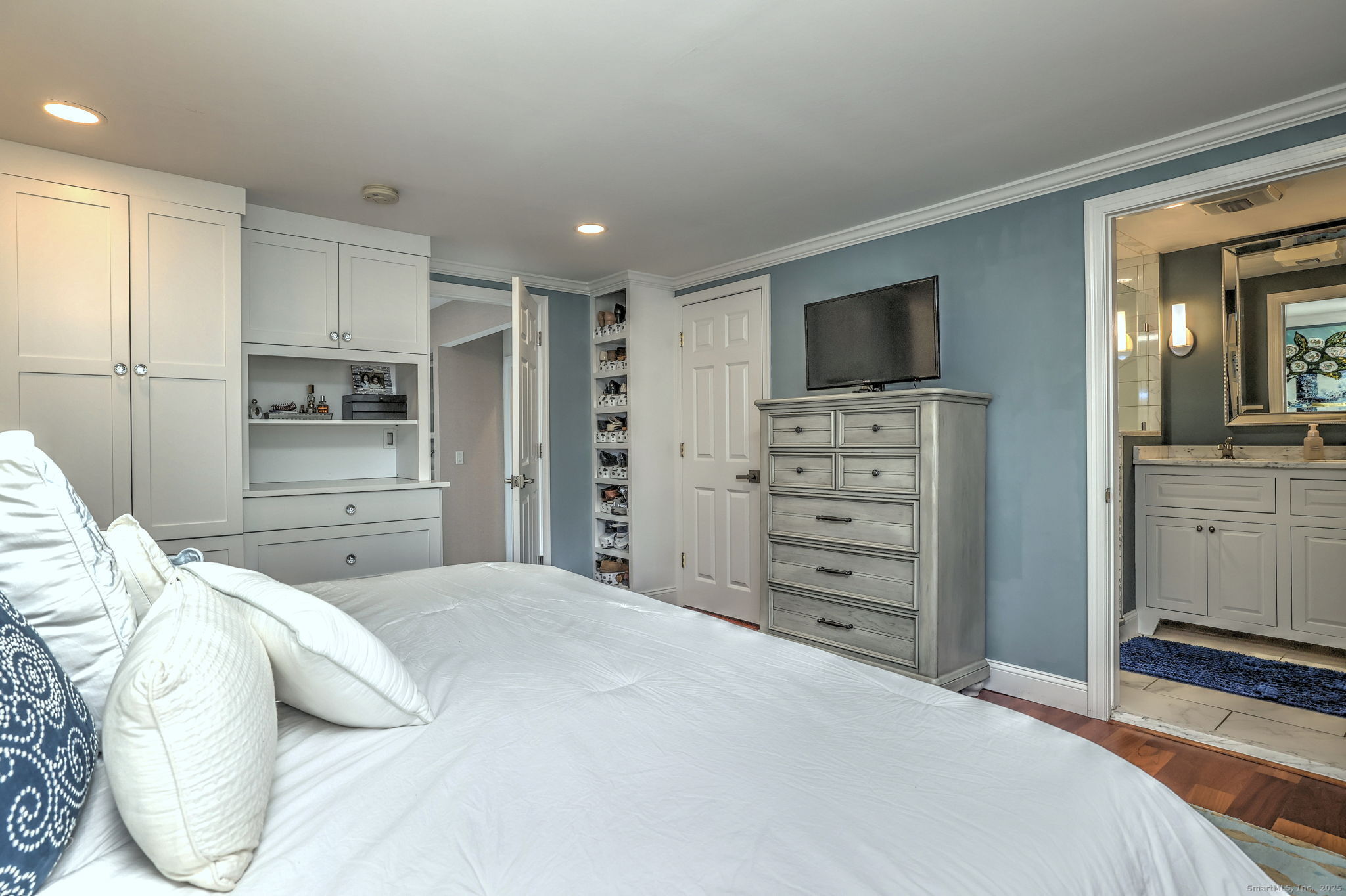 131 6th Avenue