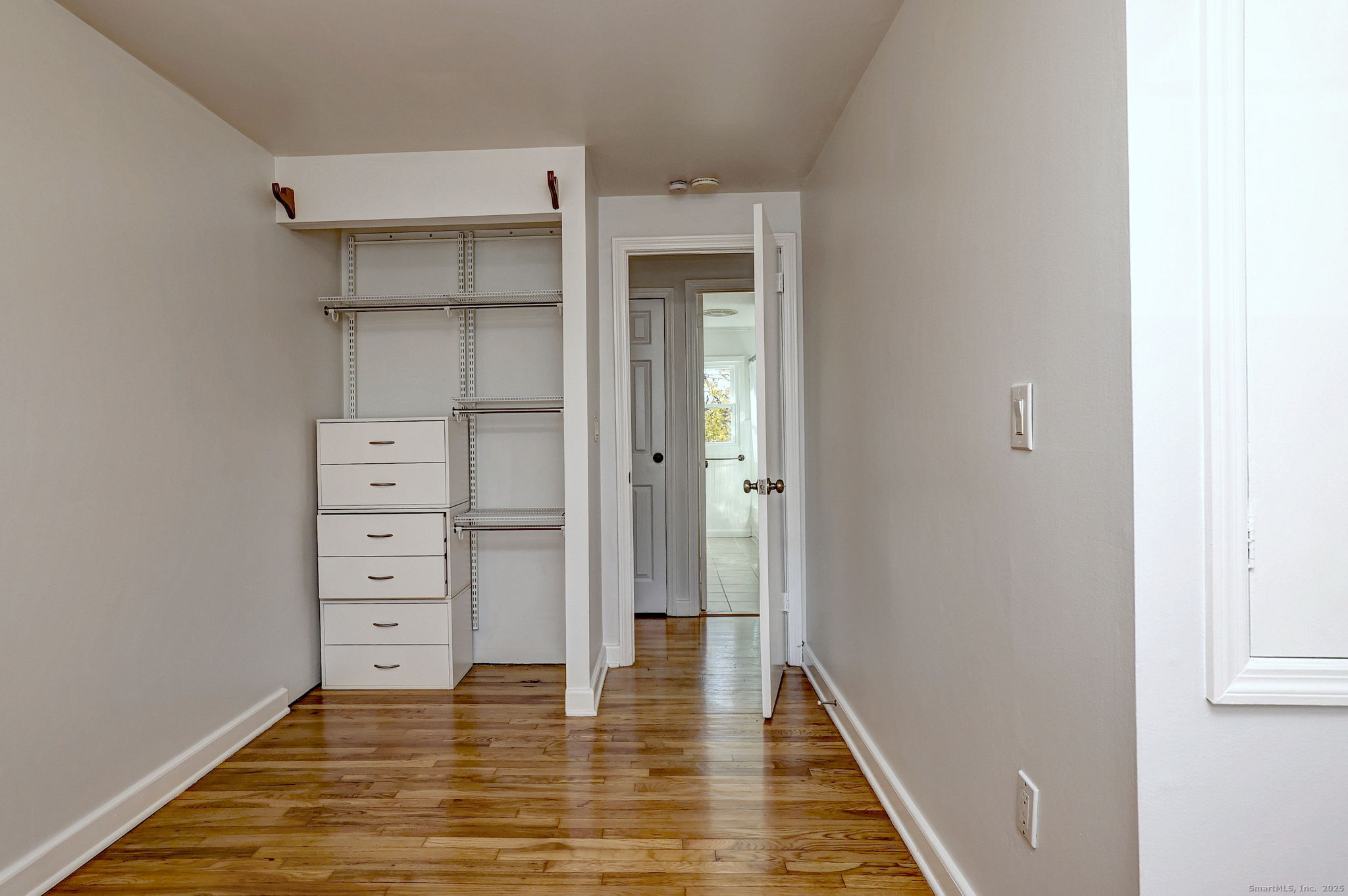 245 Sunnyridge Avenue APT 2