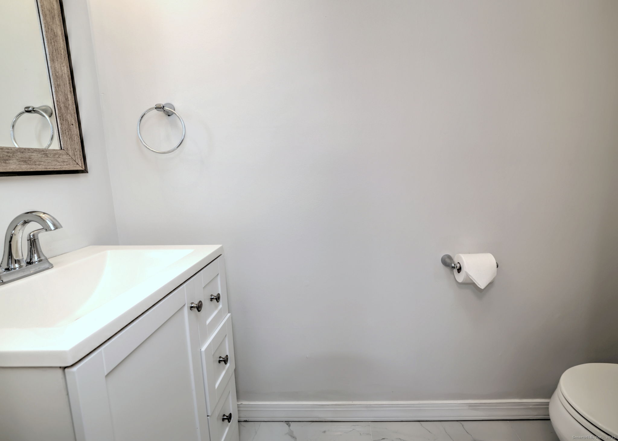 245 Sunnyridge Avenue APT 2