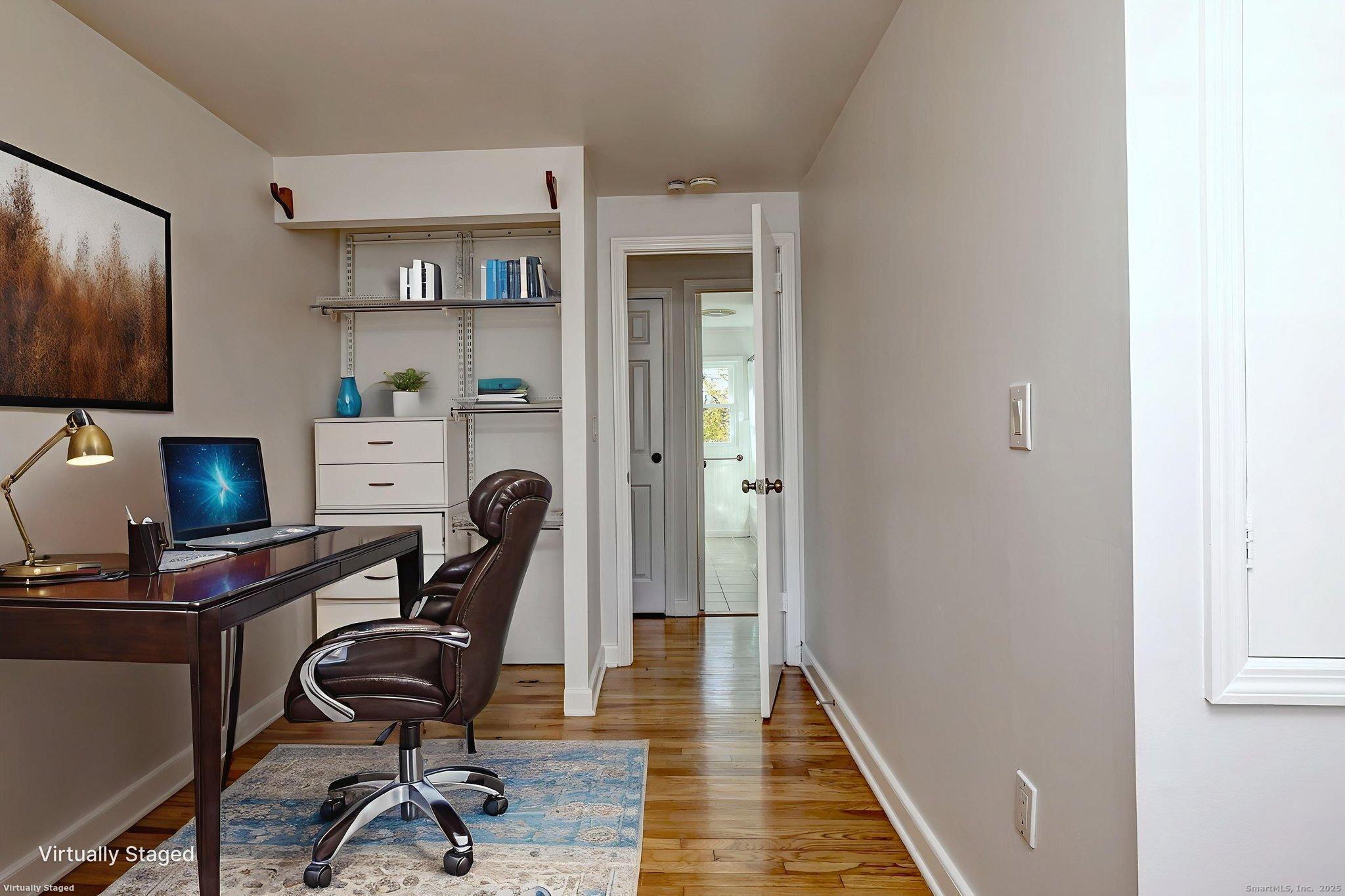 245 Sunnyridge Avenue APT 2