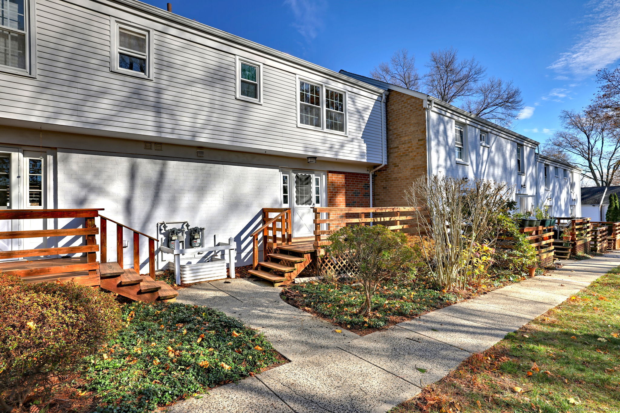 245 Sunnyridge Avenue APT 2