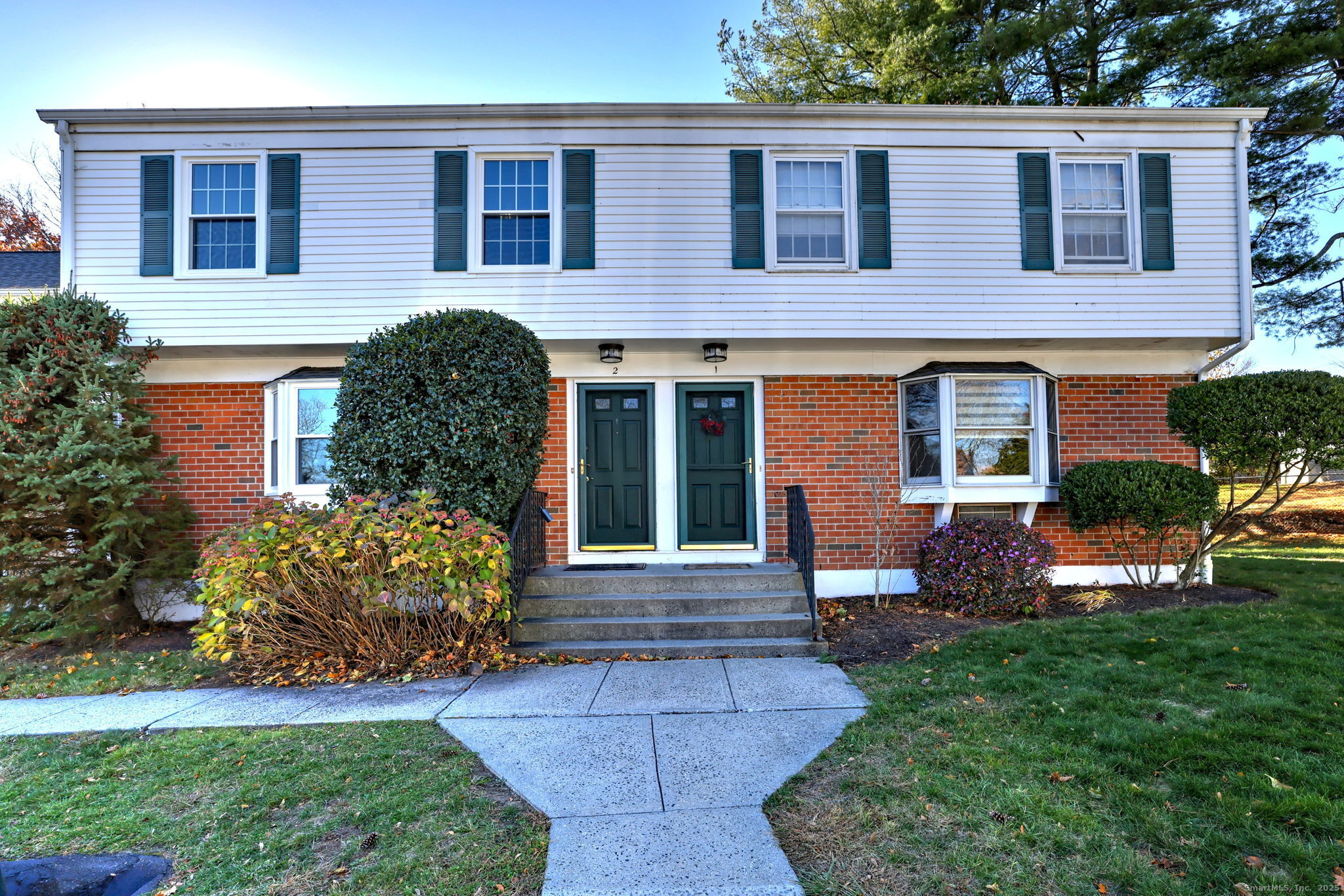 245 Sunnyridge Avenue APT 2