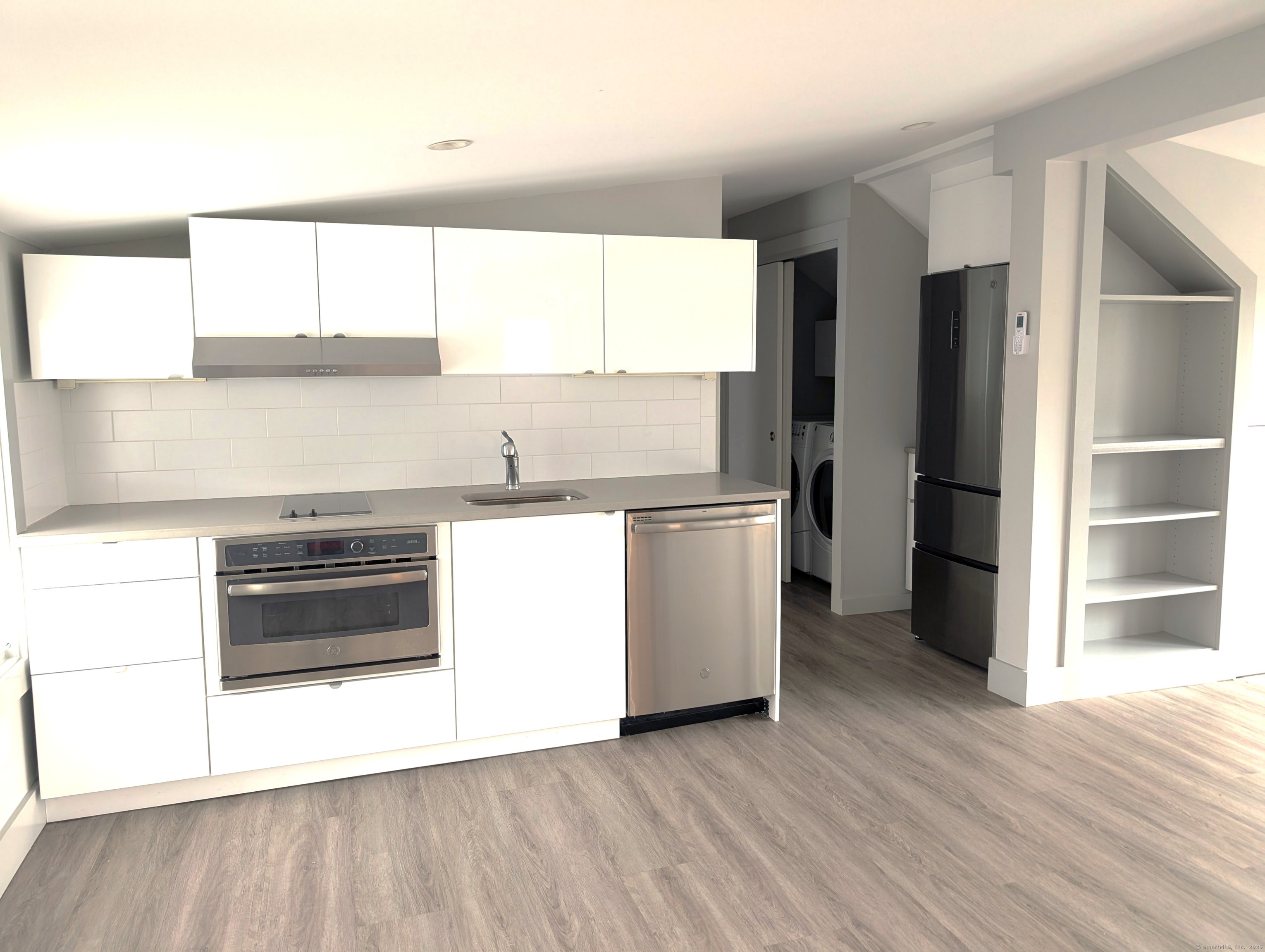 15 Myrtle Avenue 10A