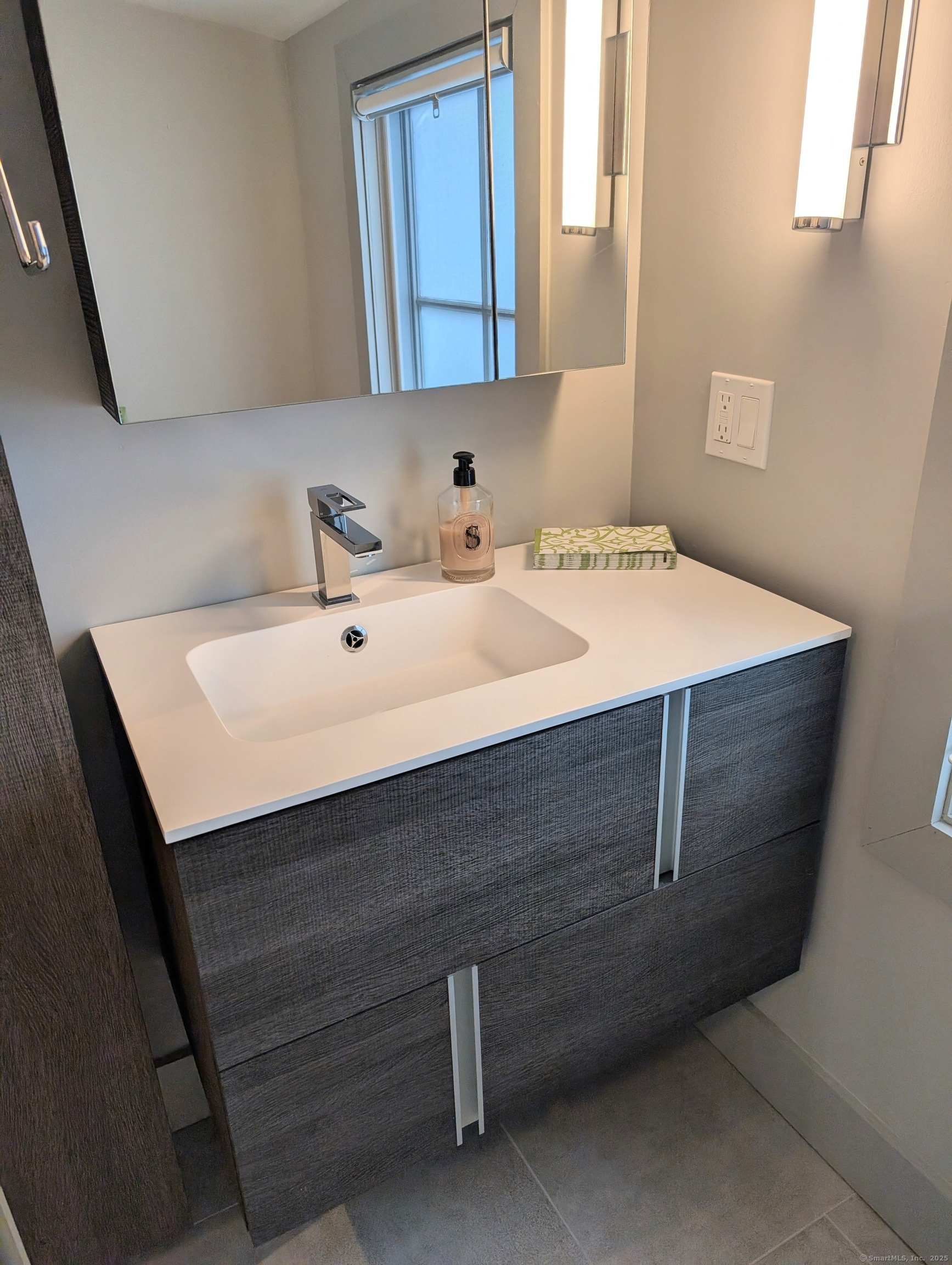 15 Myrtle Avenue 10A