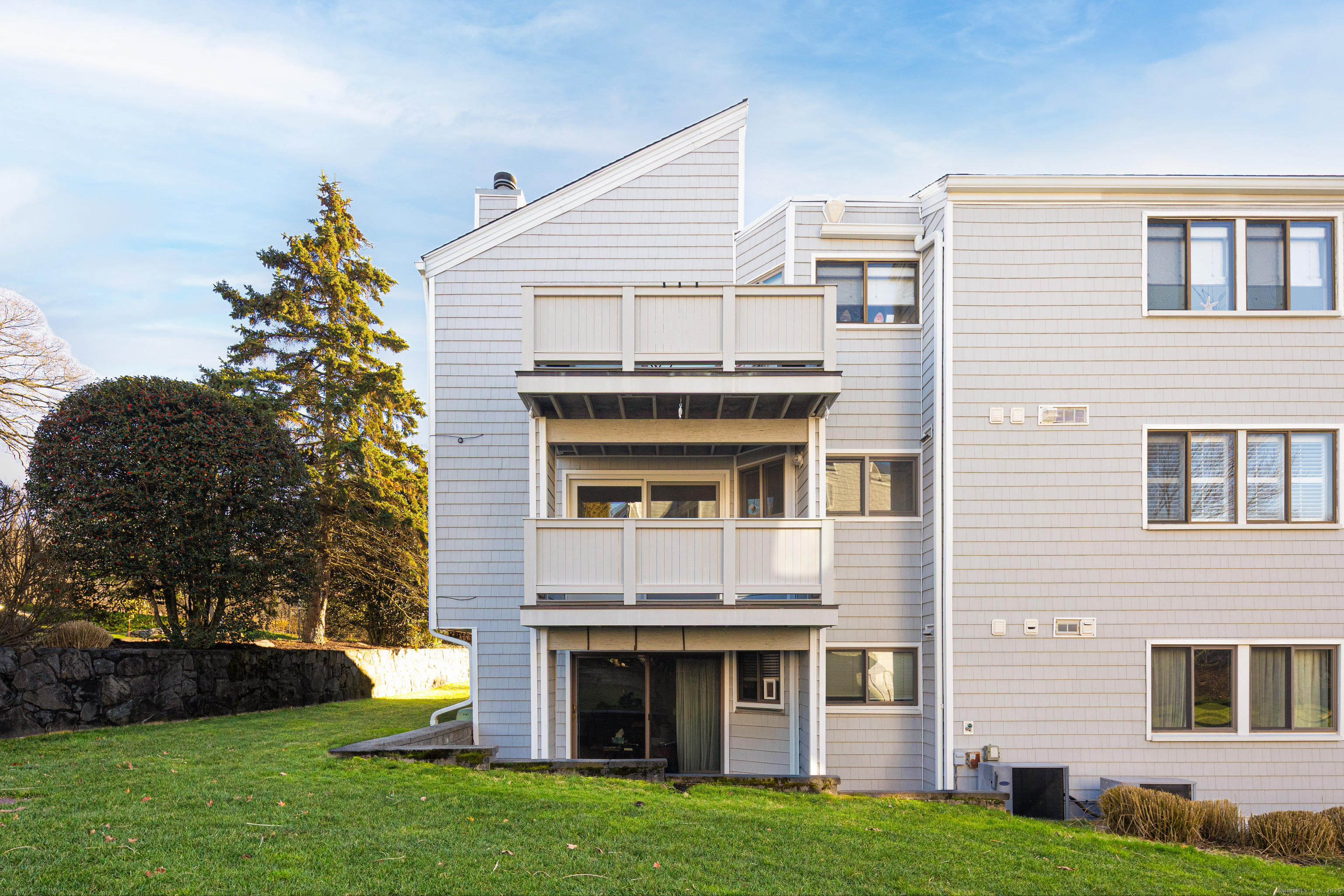 133 Rowayton Woods Drive 133