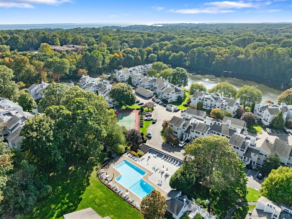 133 Rowayton Woods Drive 133