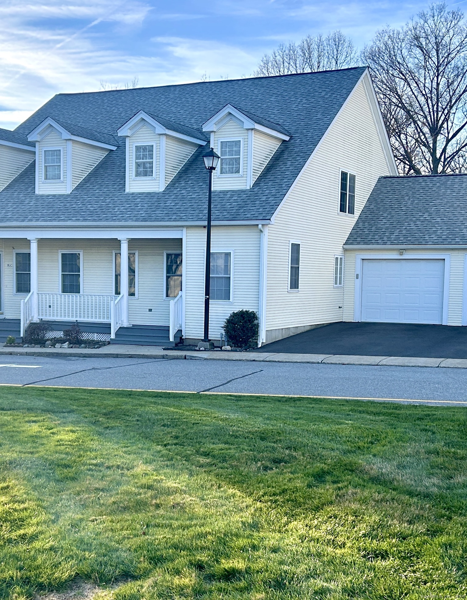 91 Forest Road B