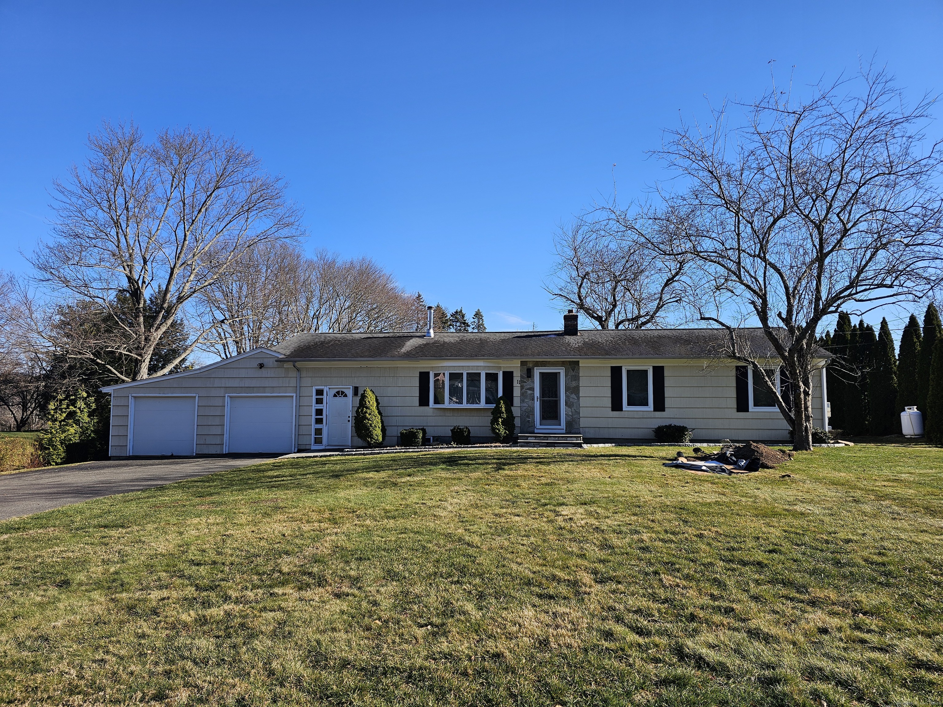 11 Brookfield Drive