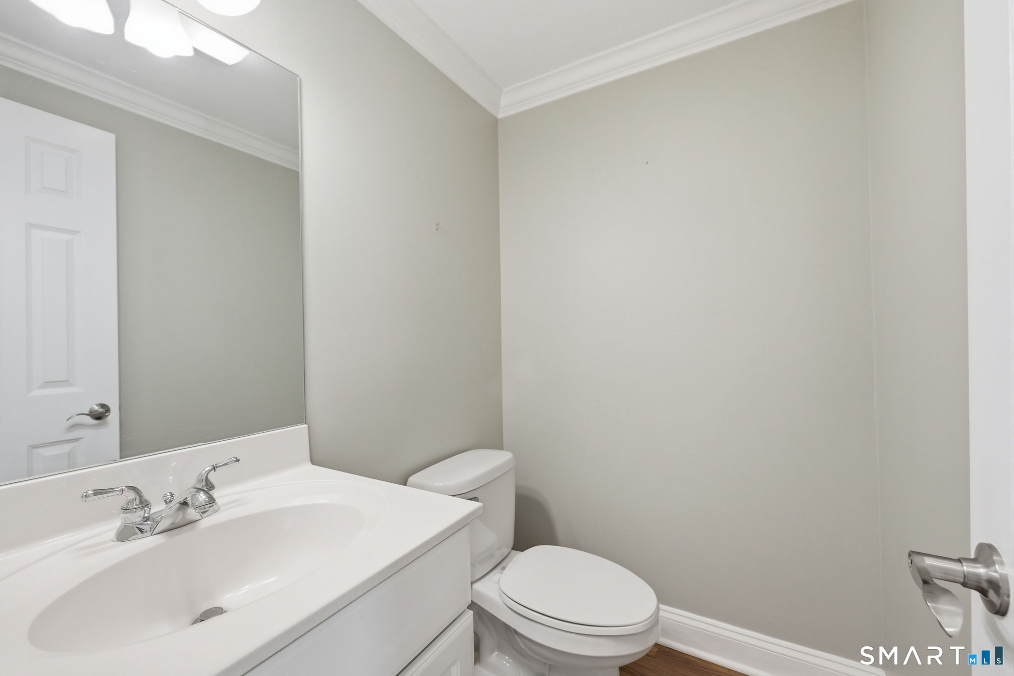 85 Camp Avenue APT 10I