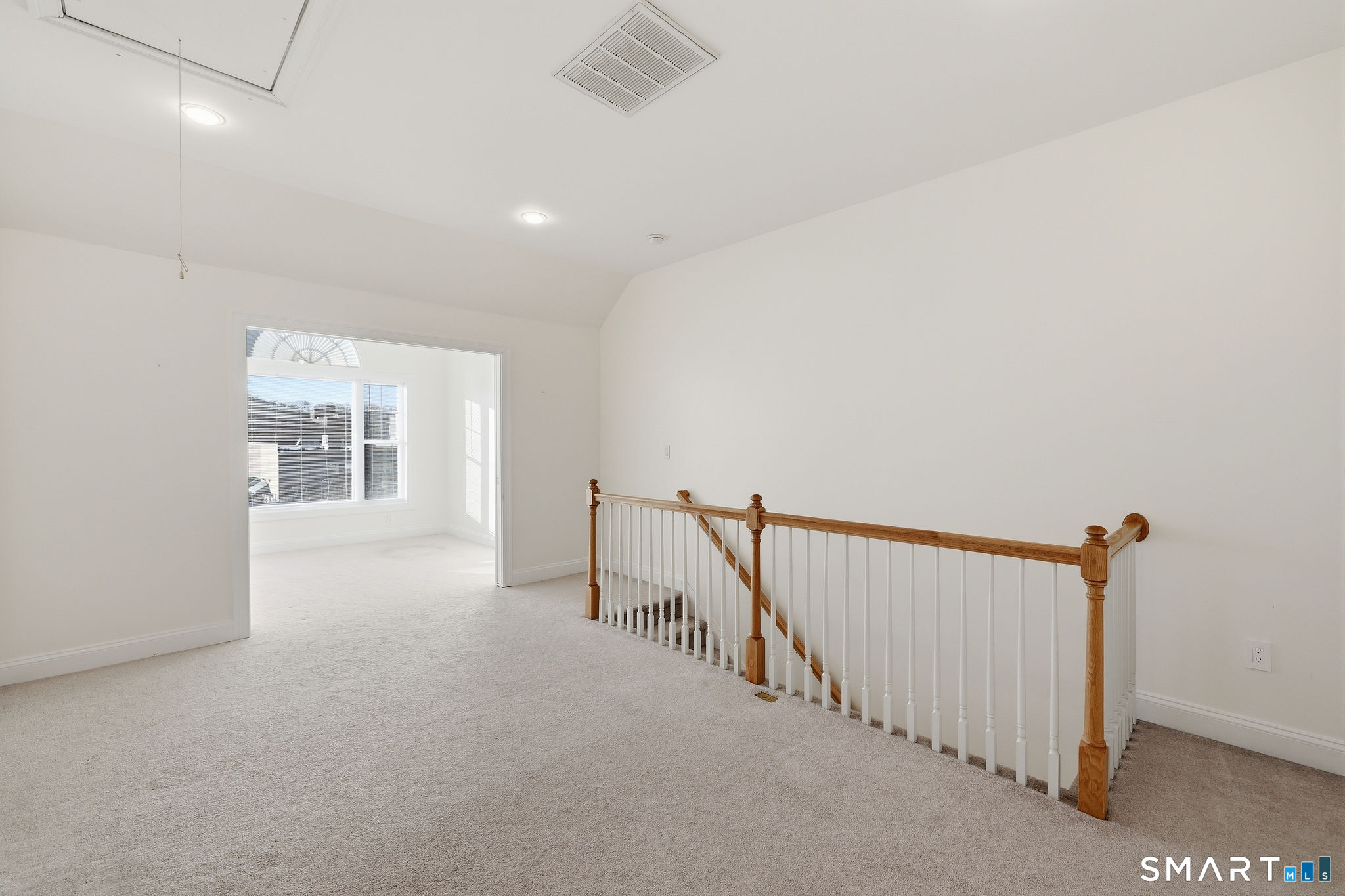 85 Camp Avenue APT 10I