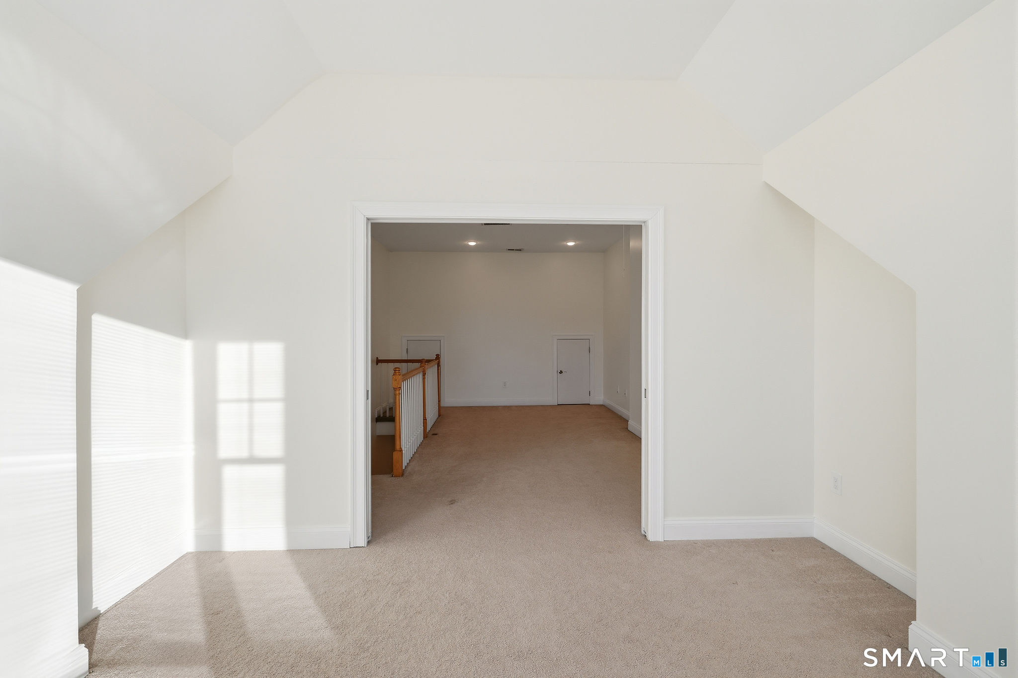 85 Camp Avenue APT 10I