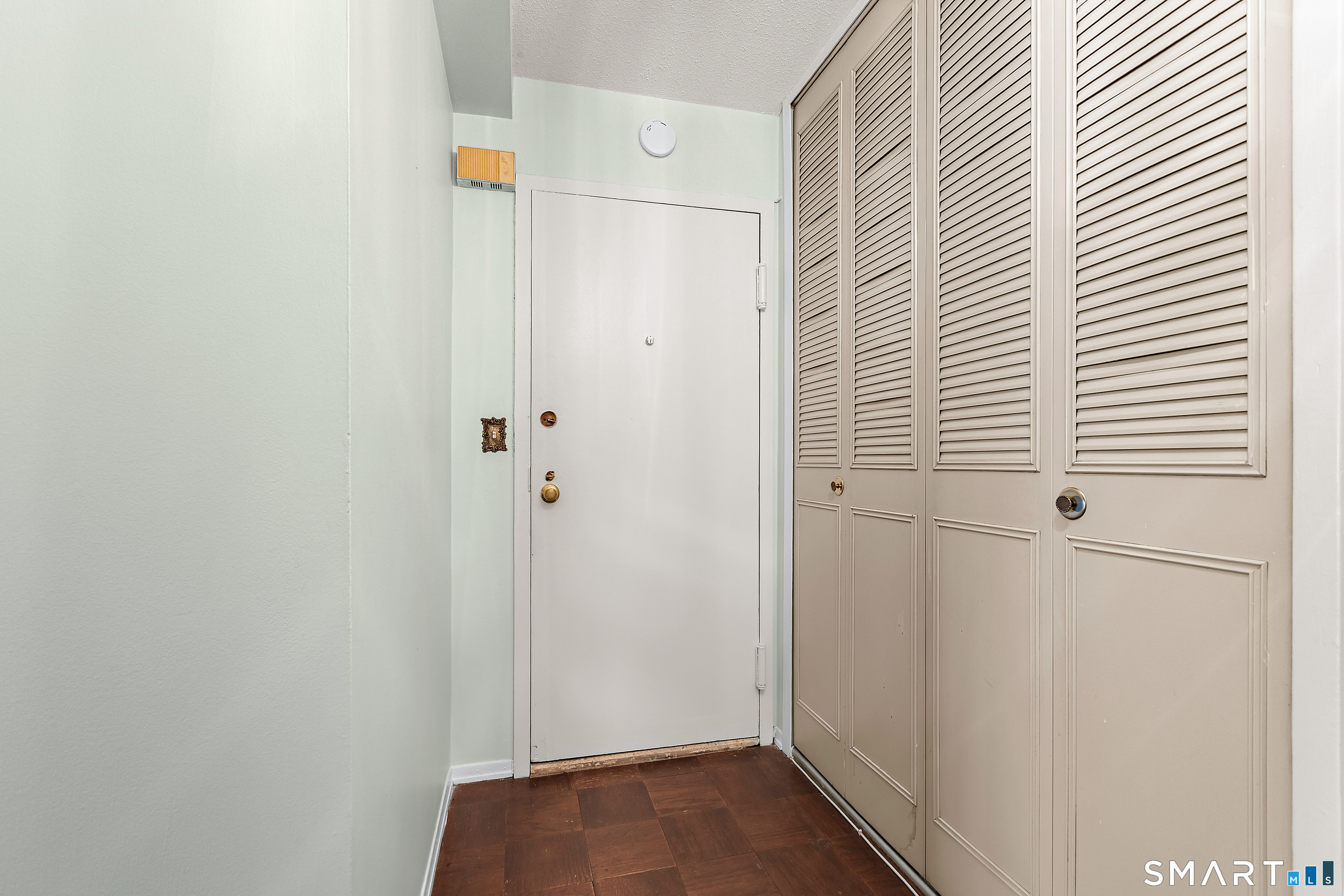 1 Strawberry Hill Court APT 2B