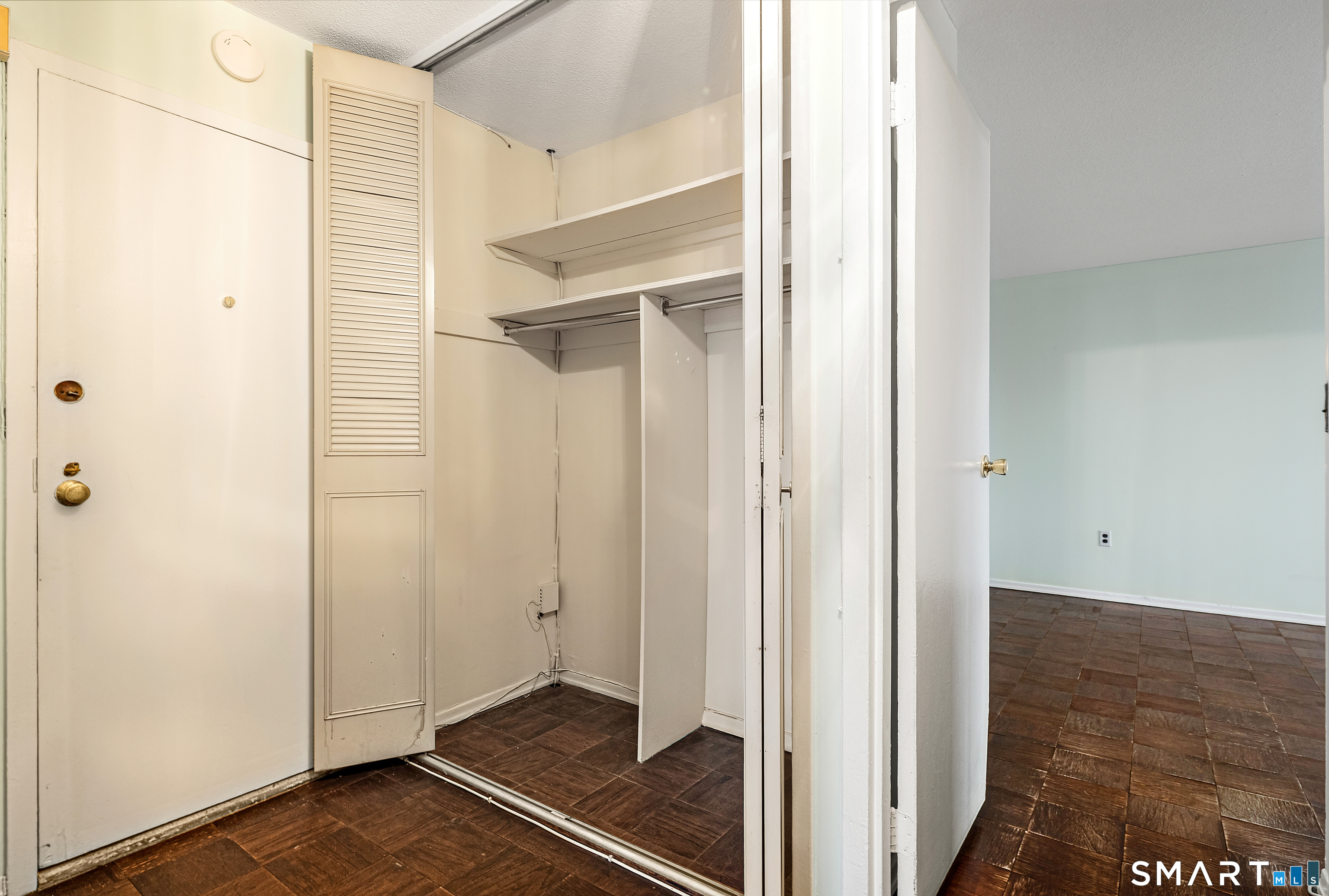 1 Strawberry Hill Court APT 2B