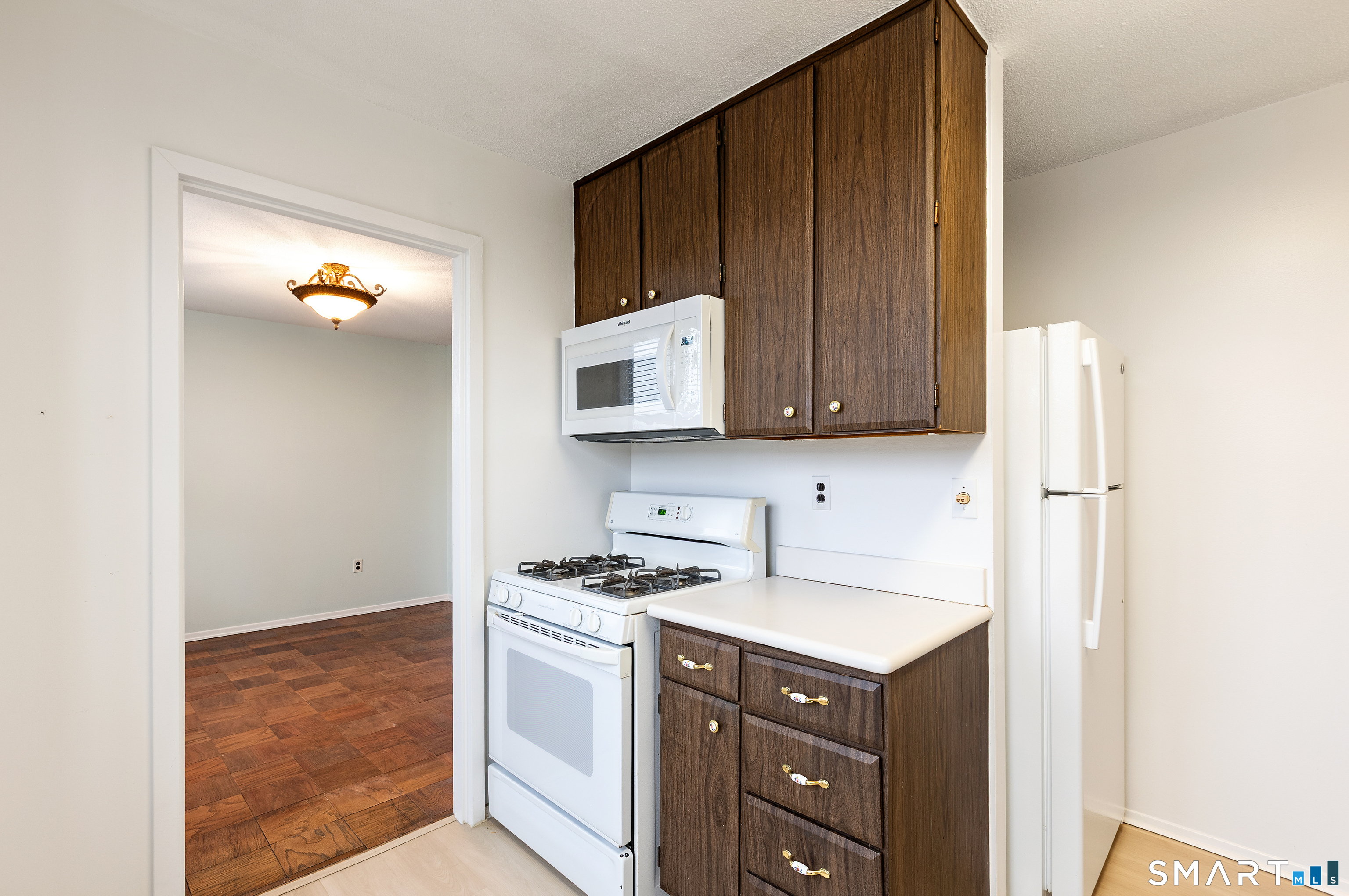 1 Strawberry Hill Court APT 2B