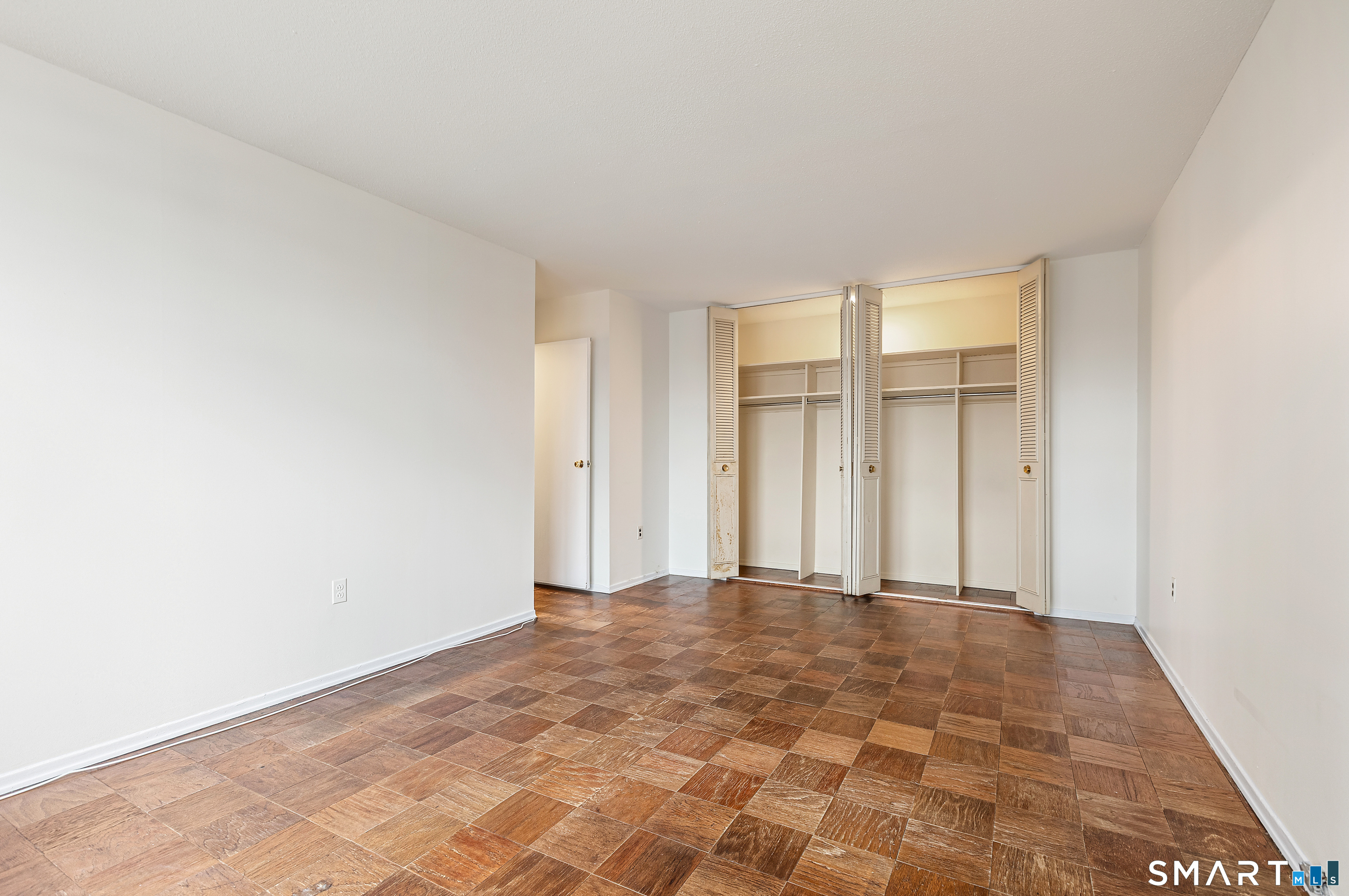 1 Strawberry Hill Court APT 2B