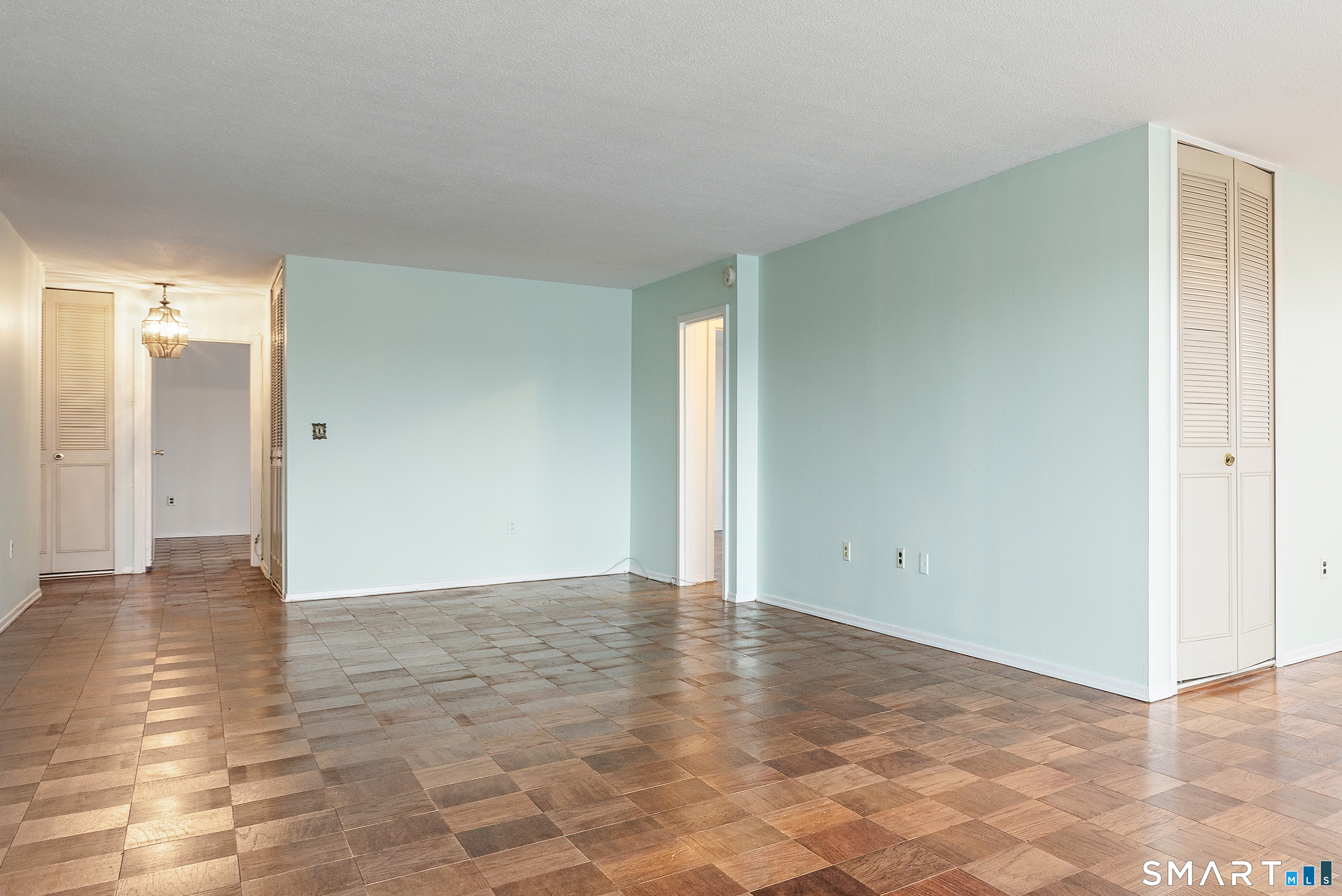 1 Strawberry Hill Court APT 2B