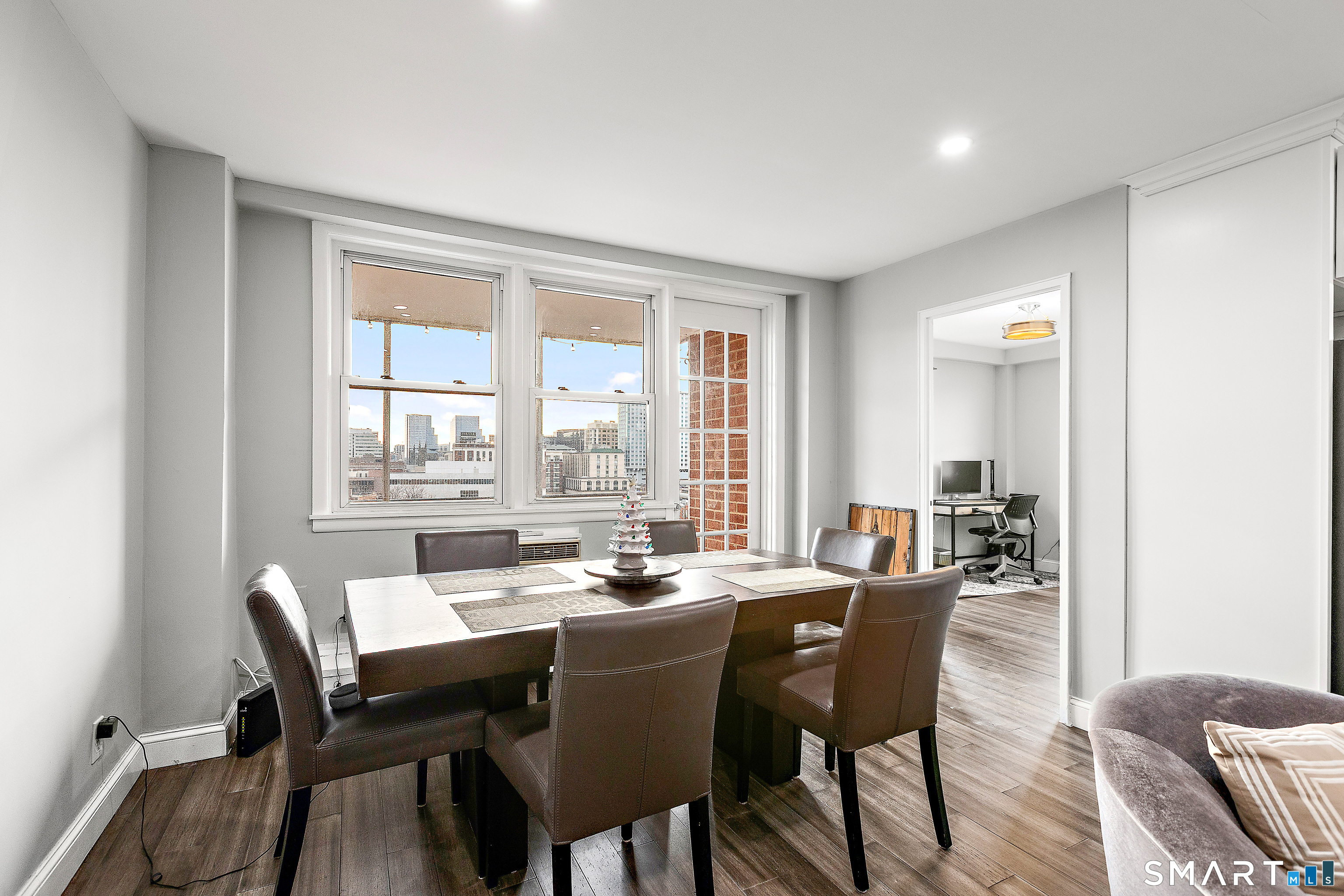 444 Bedford Street APT 8F