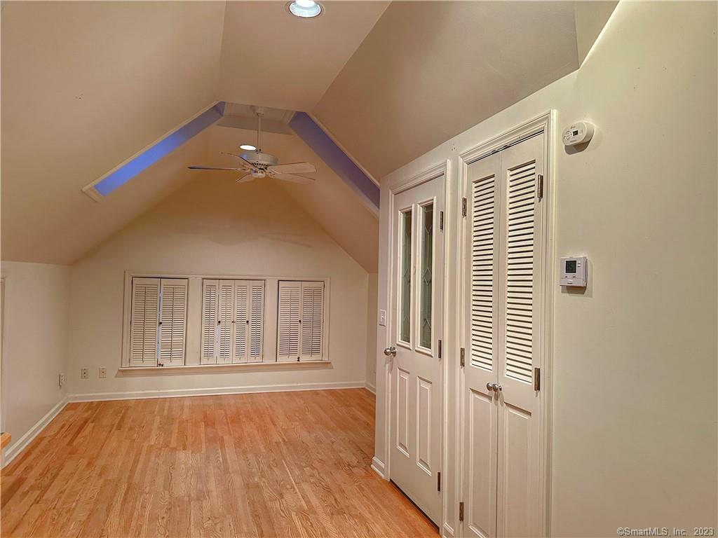 546 West Taft Avenue