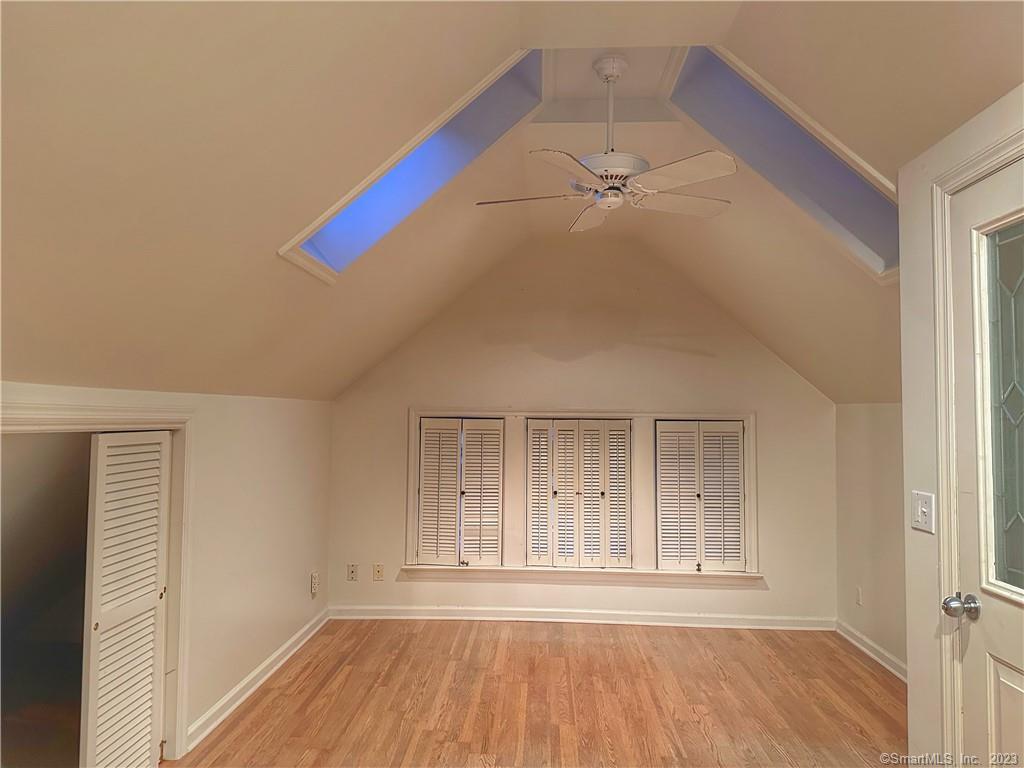 546 West Taft Avenue