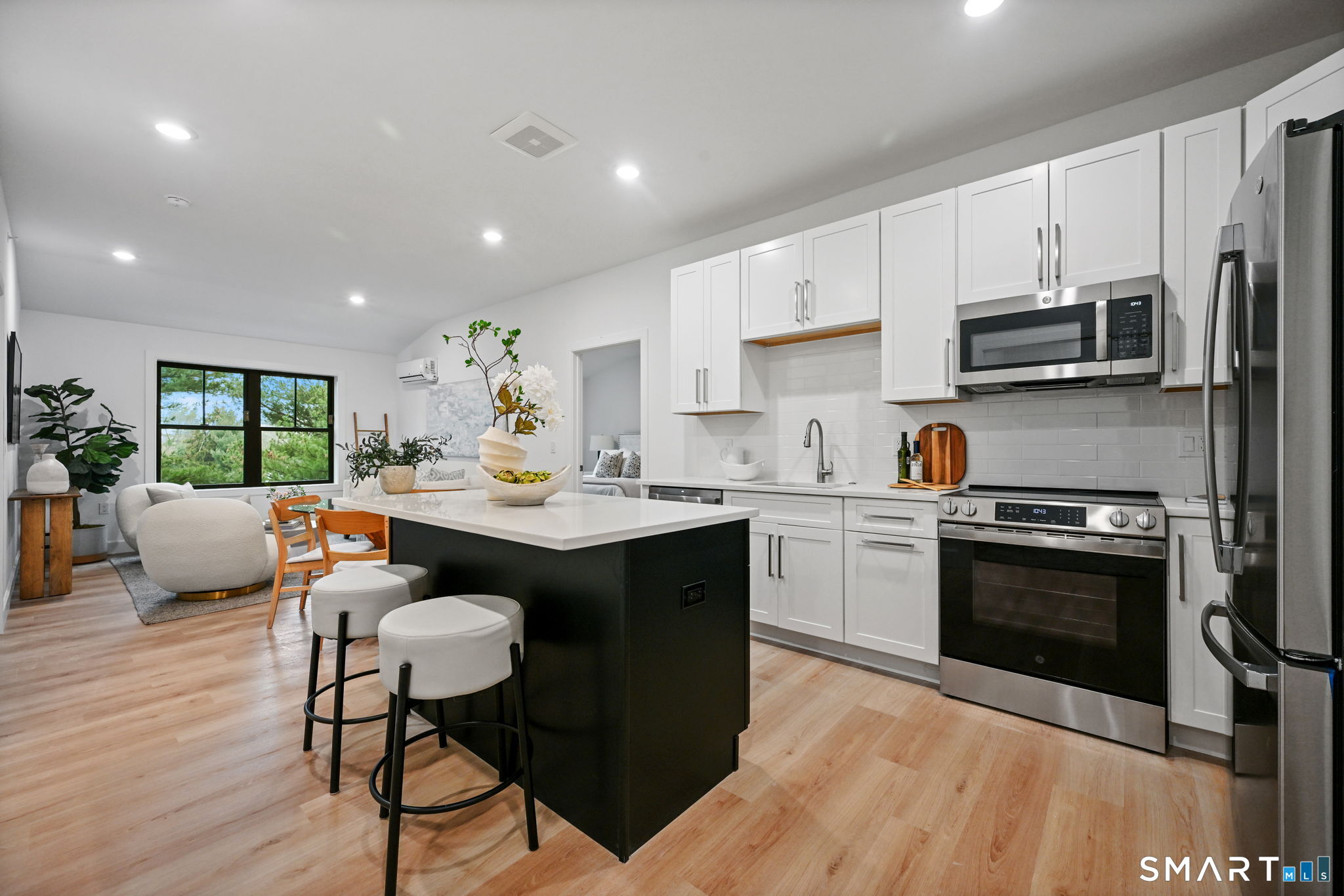 131 Beach Road 303