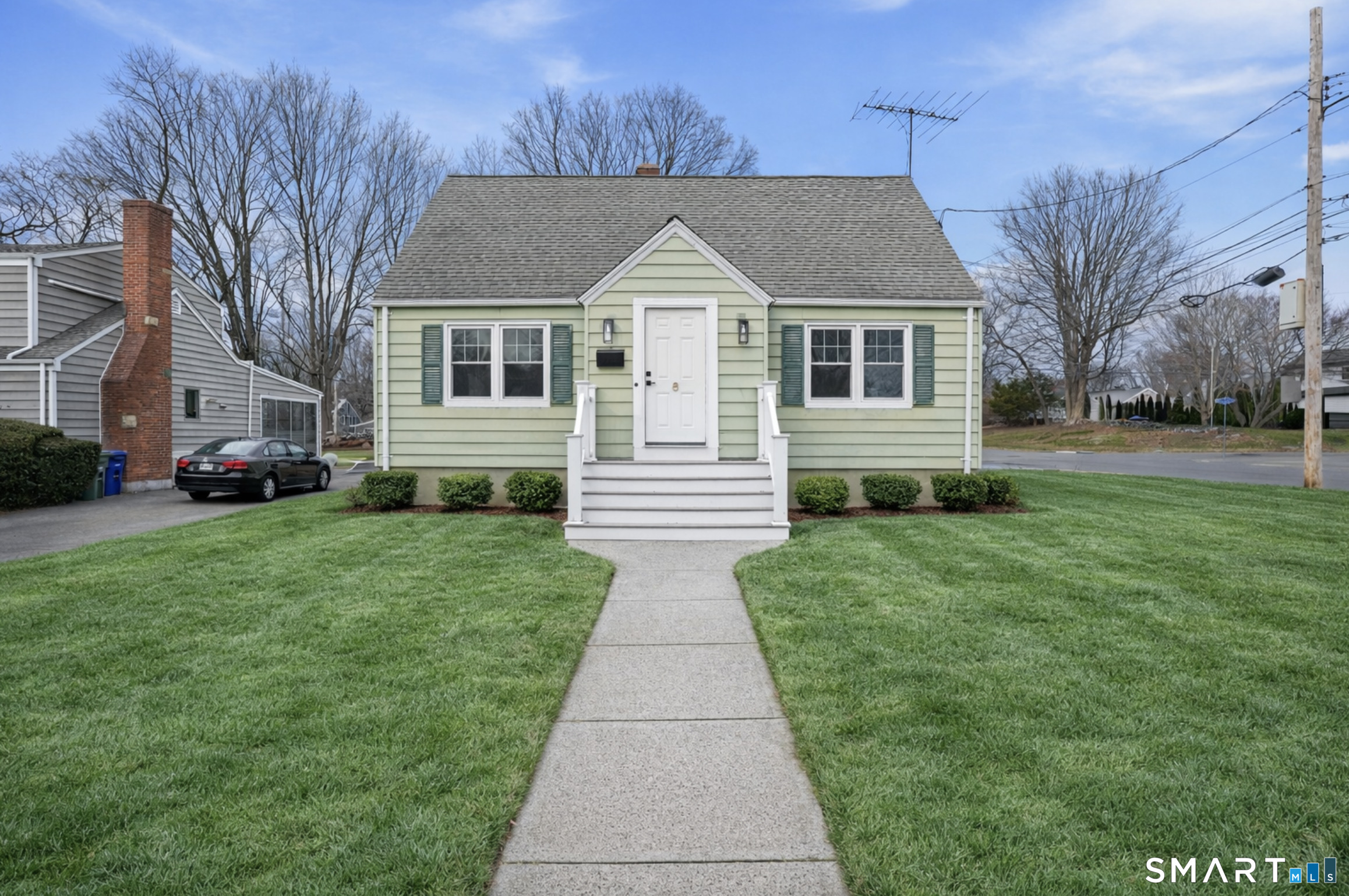 8 Raleigh Road