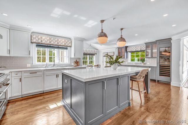 1 Boxwood Lane
