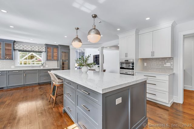 1 Boxwood Lane