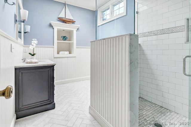 1 Boxwood Lane