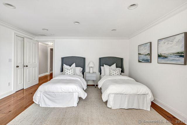 1 Boxwood Lane