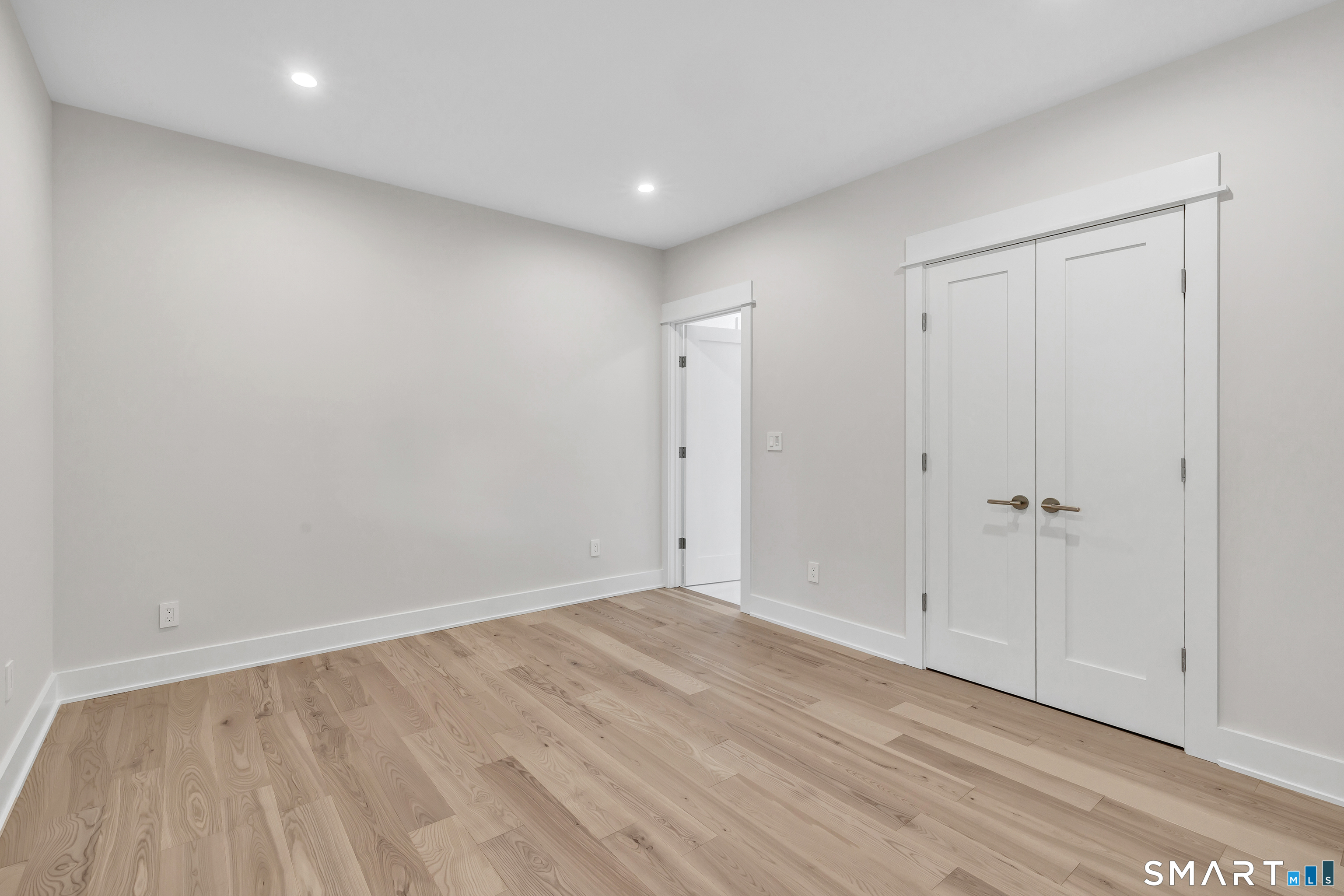309 Hunyadi Avenue
