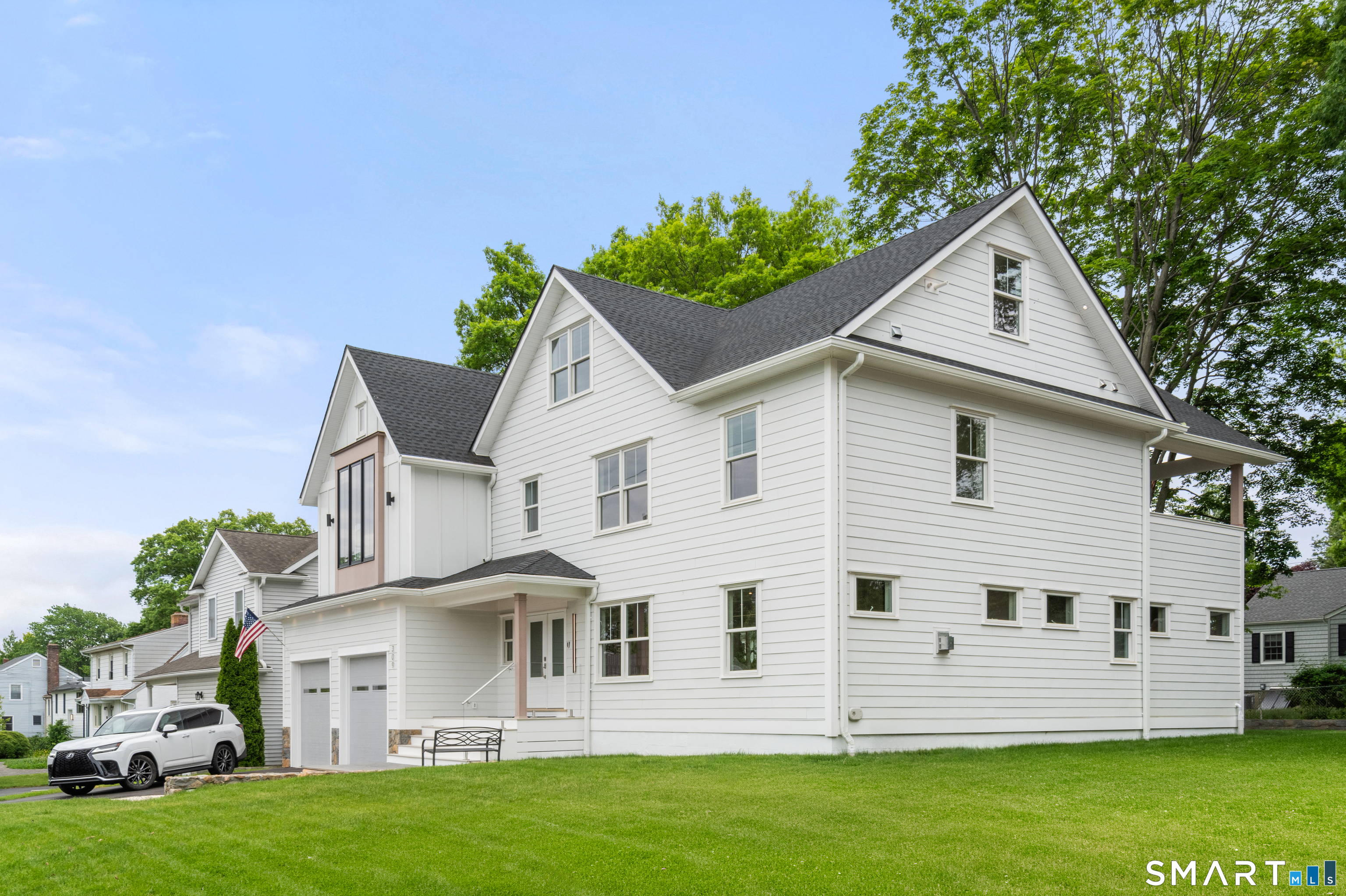 309 Hunyadi Avenue