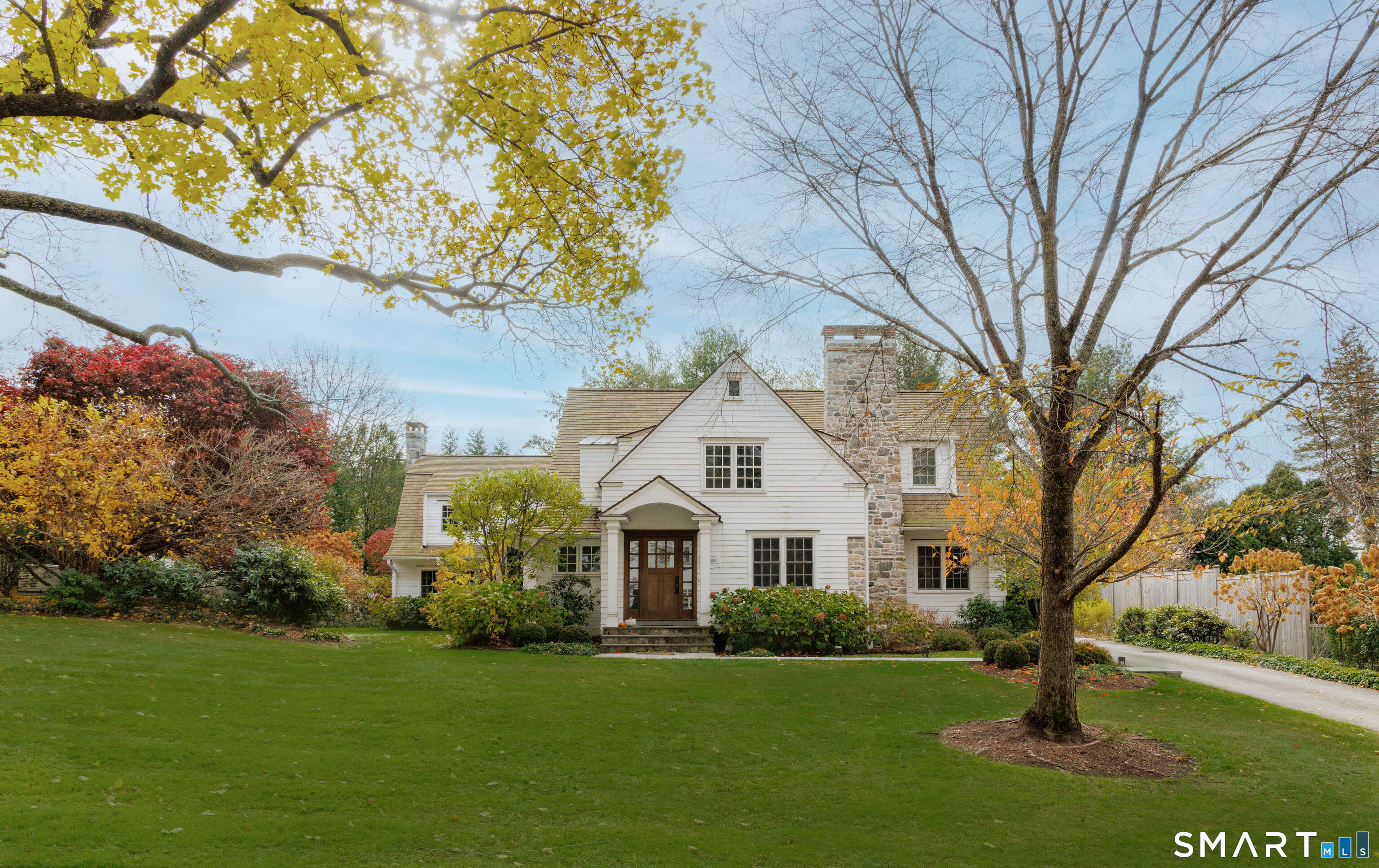 24 Compo Parkway