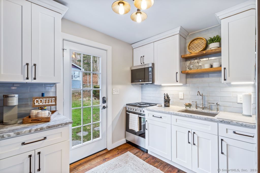 5 Old Clark Hill Road