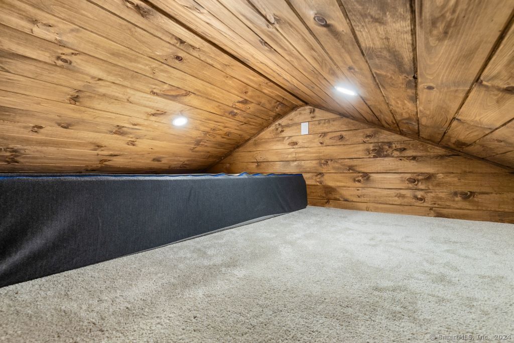 5 Old Clark Hill Road