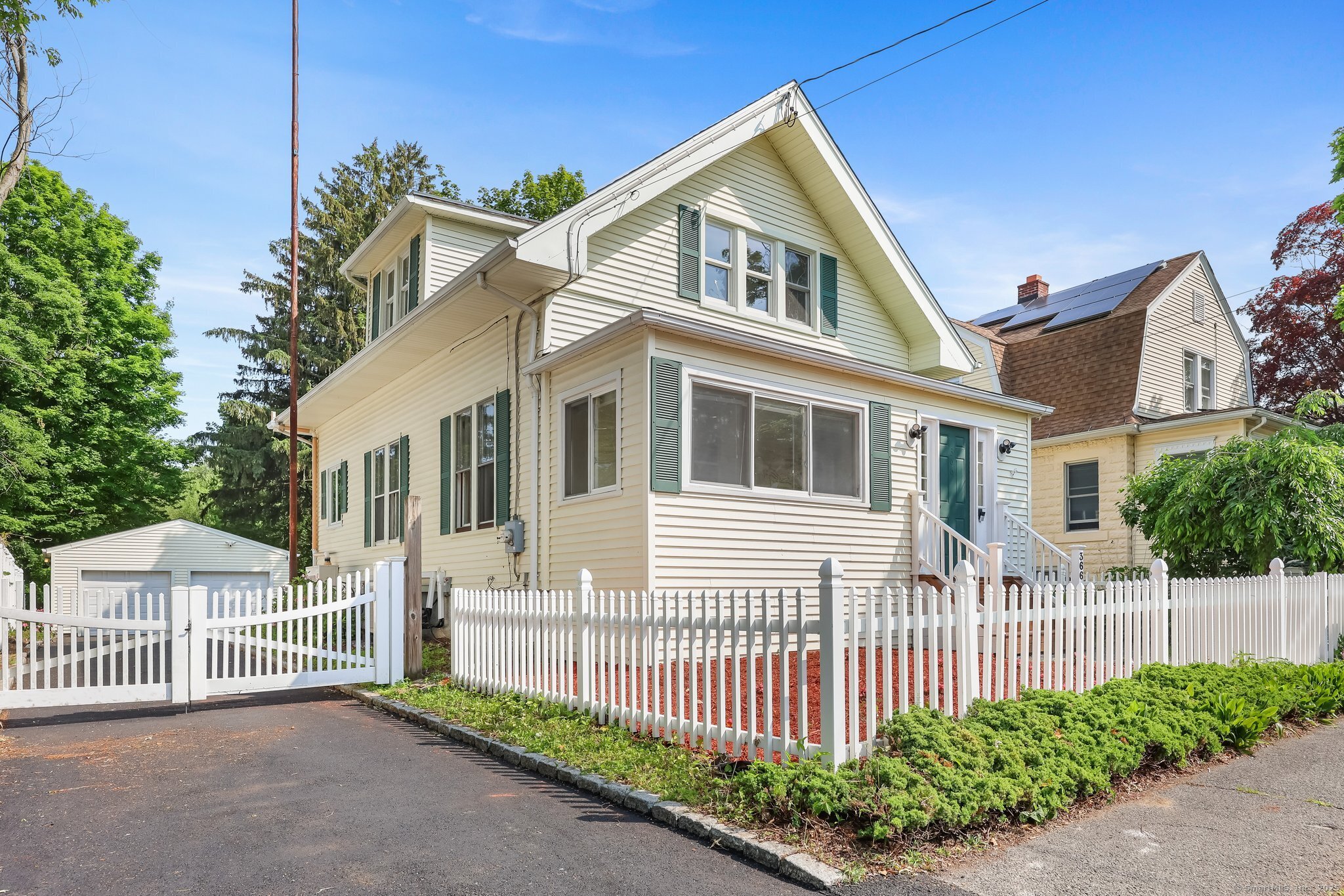 366 Suburban Avenue