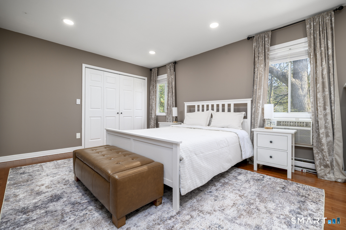69 Maple Tree Avenue APT 2