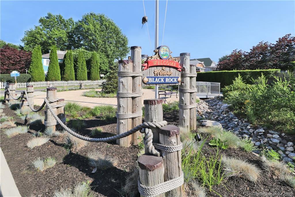 34 Hanford Avenue #2