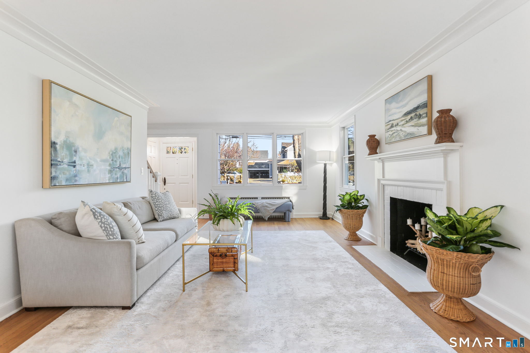 86 Maple Avenue South