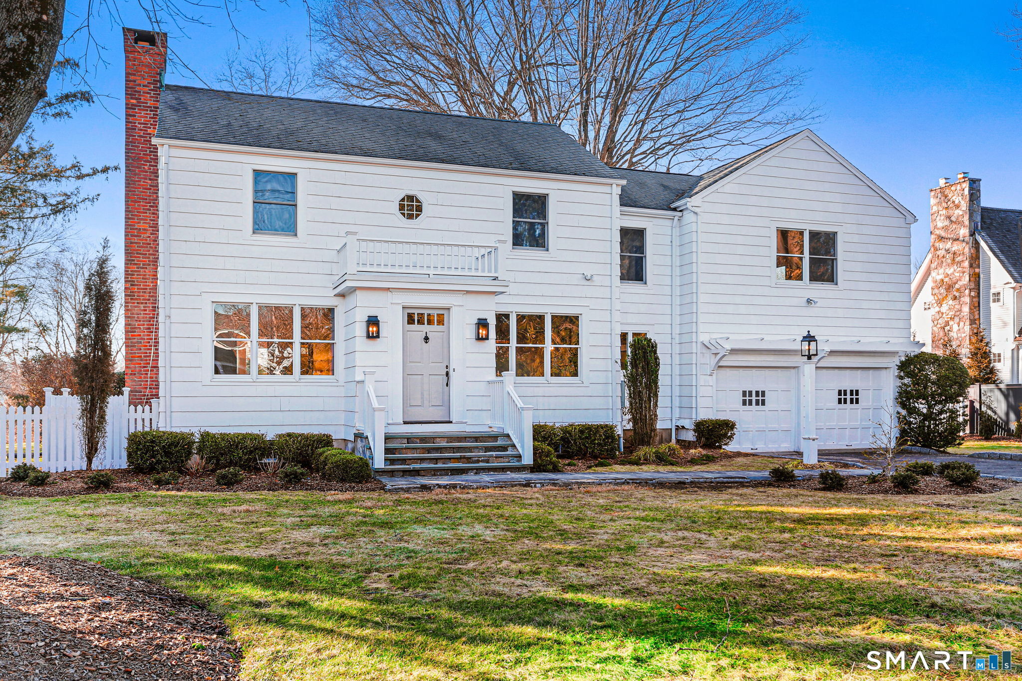 86 Maple Avenue South