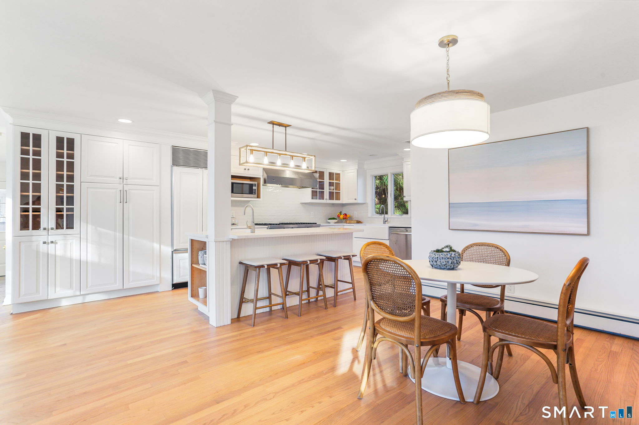 86 Maple Avenue South