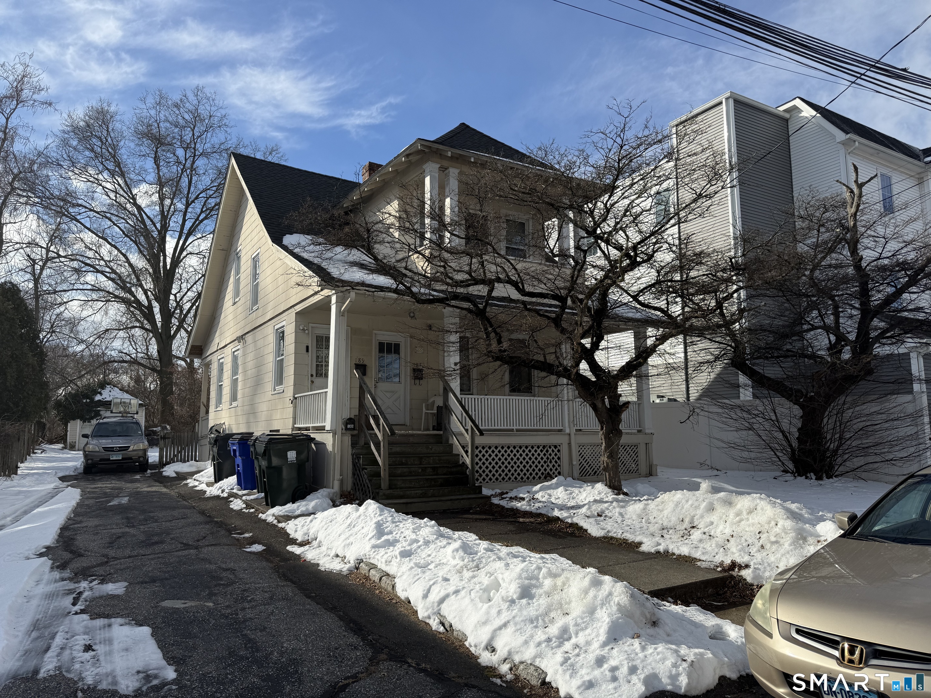 187 Halley Avenue