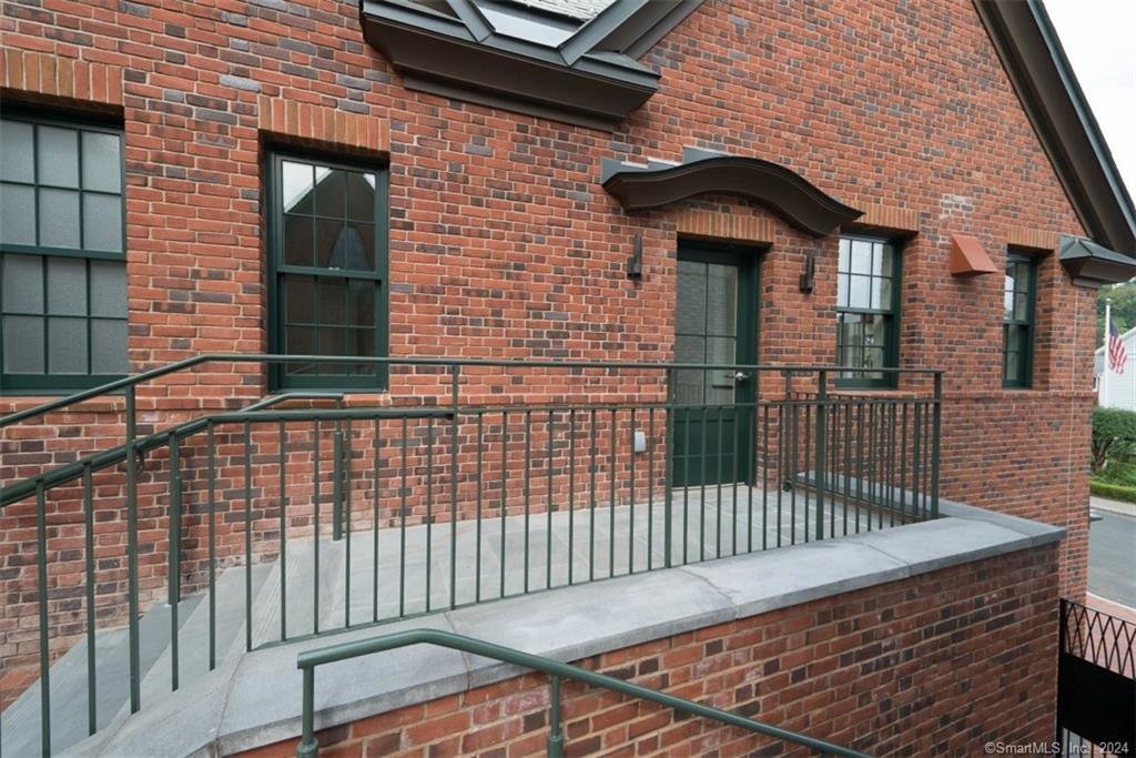 5 Church Lane 203 / The Bedford