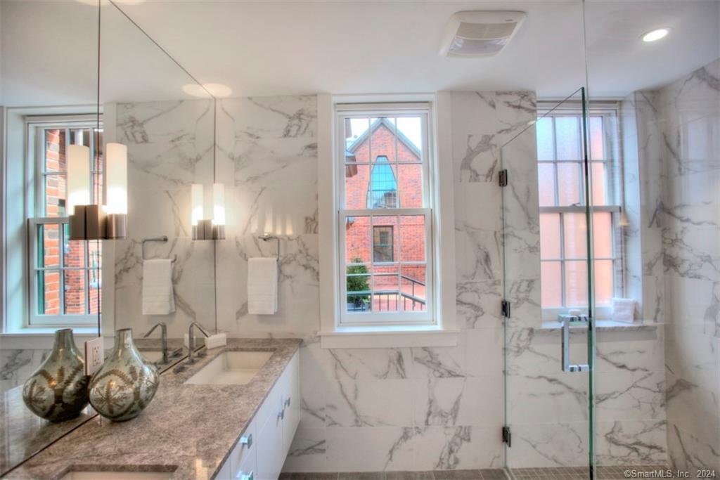 5 Church Lane 203 / The Bedford