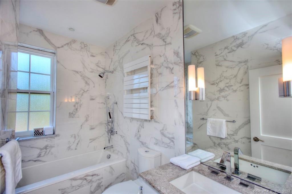 5 Church Lane 203 / The Bedford