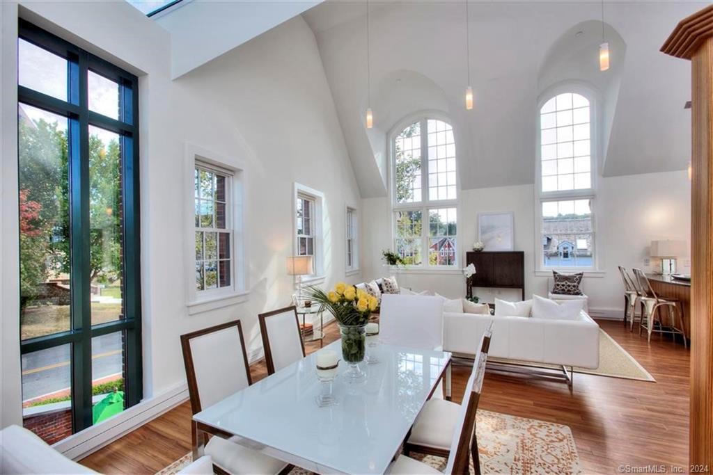 5 Church Lane 203 / The Bedford