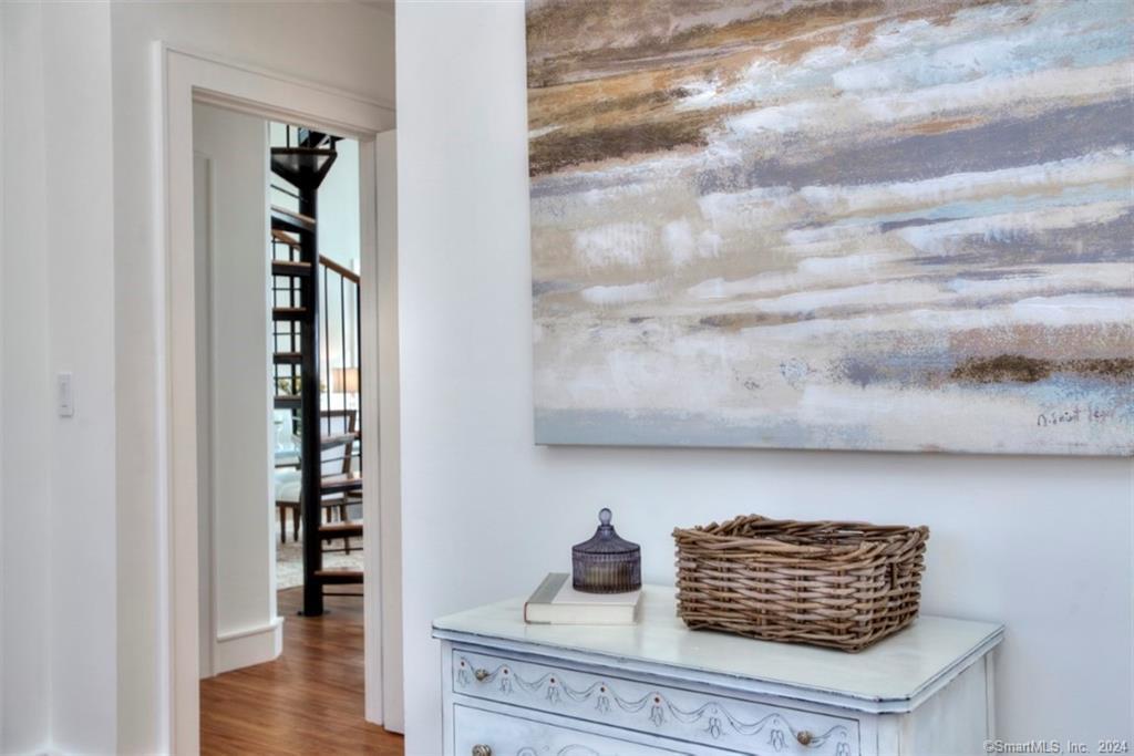 5 Church Lane 203 / The Bedford