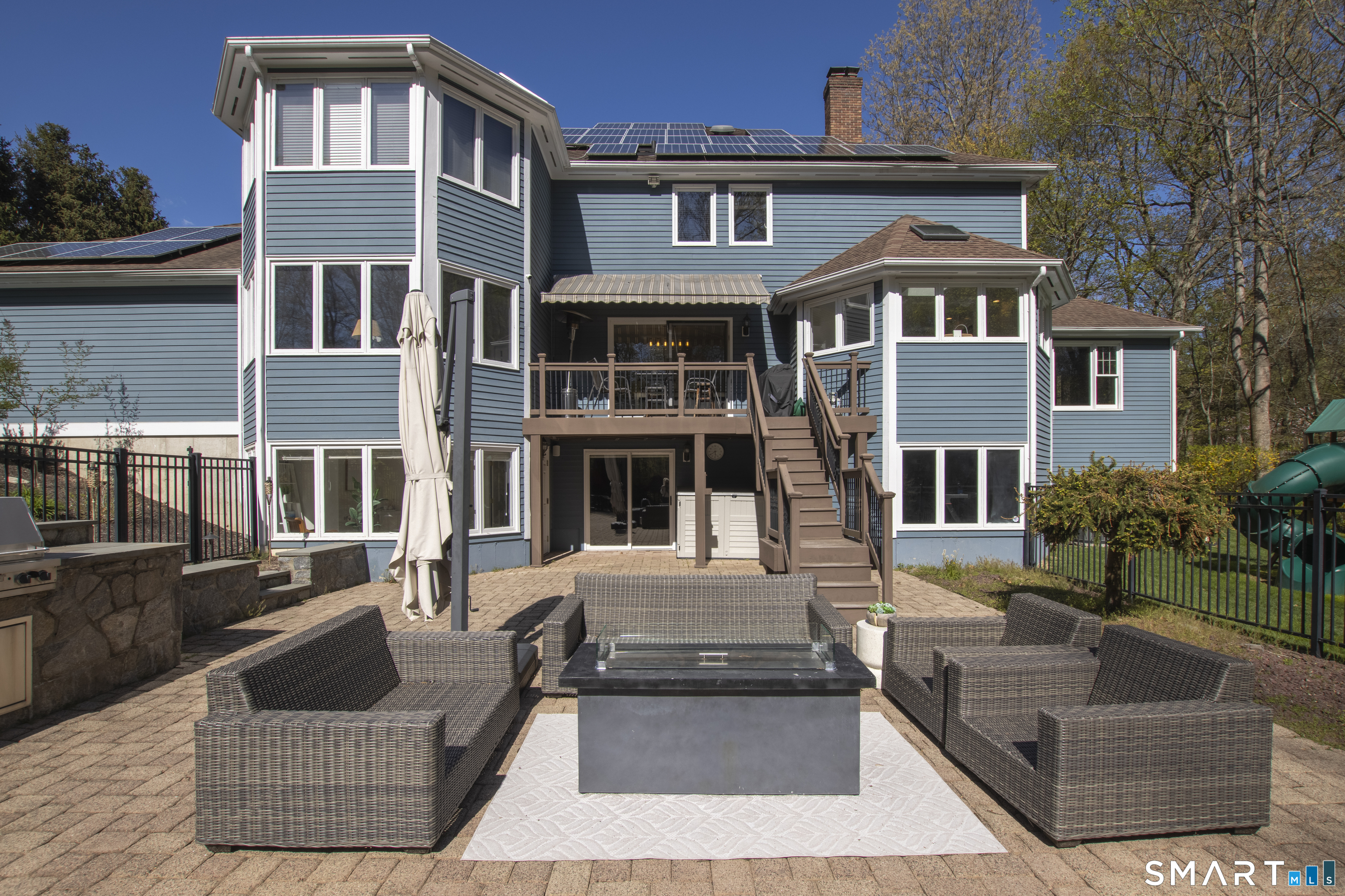 3 Crescent Lane