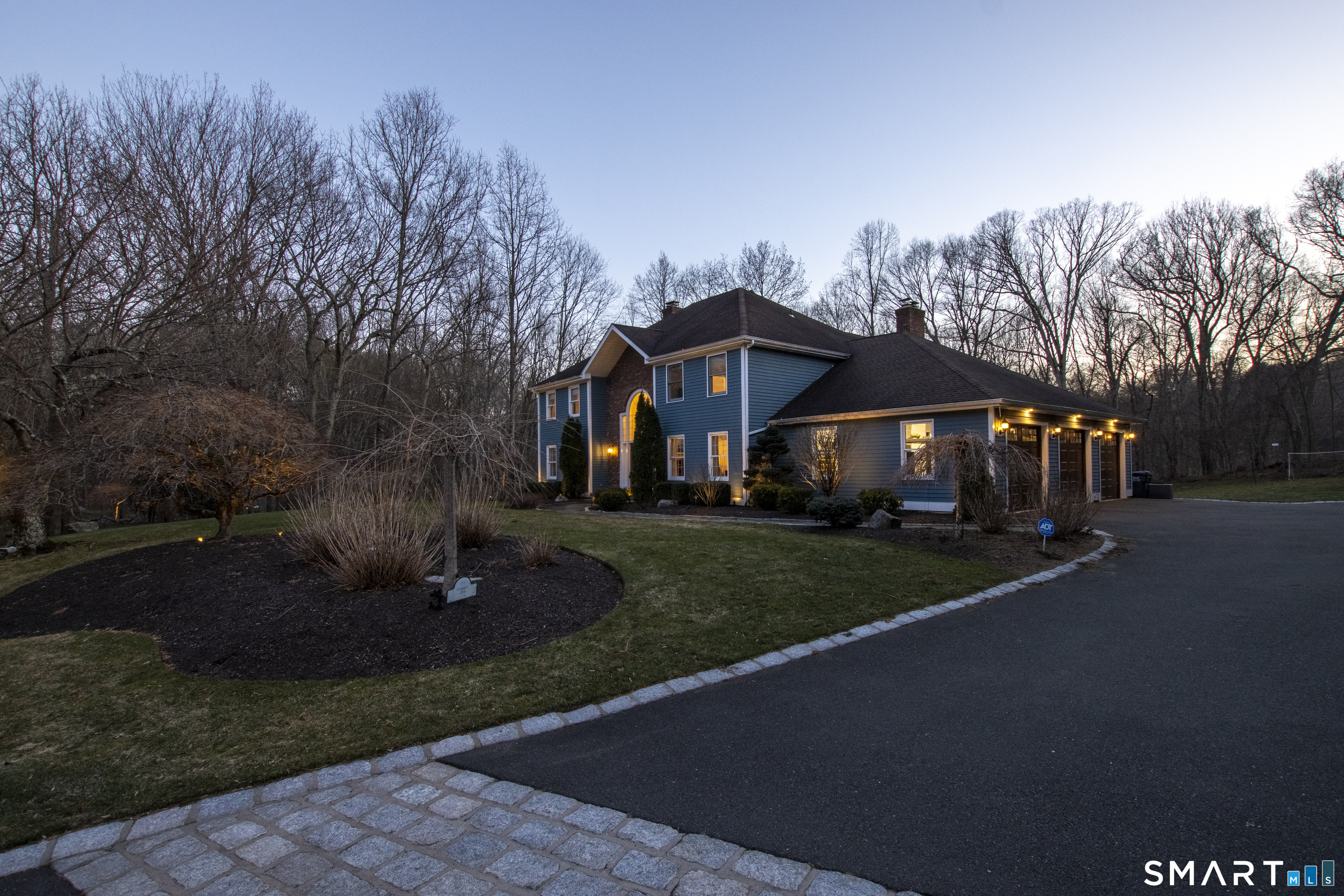 3 Crescent Lane