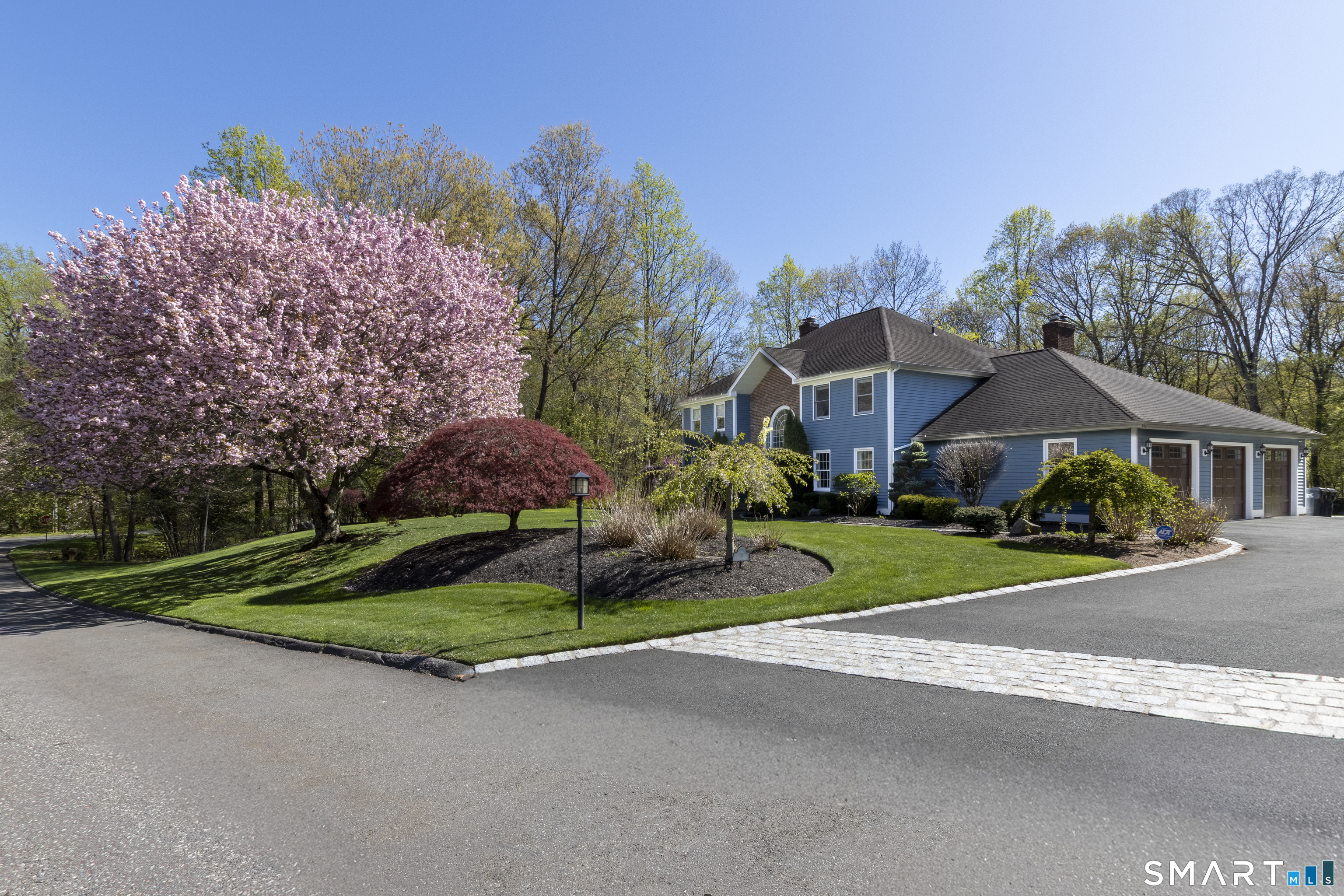 3 Crescent Lane